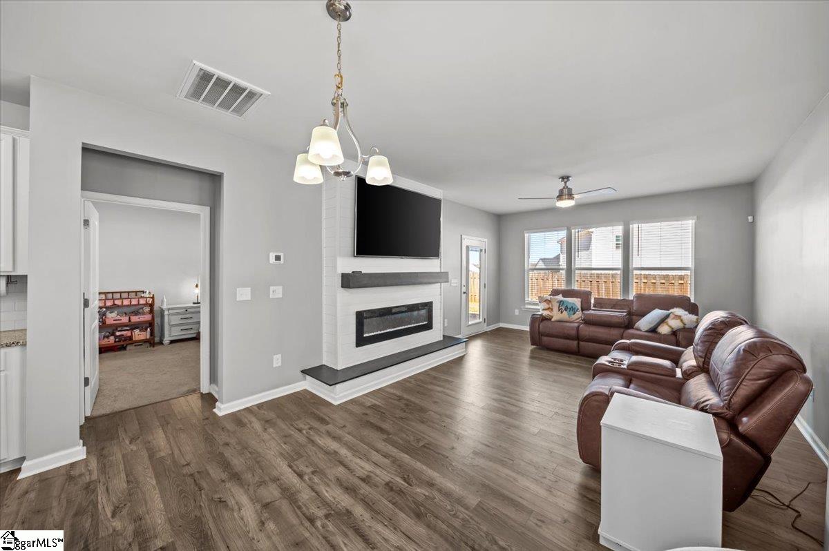 620 Spring Orchard Drive Property Photo 4