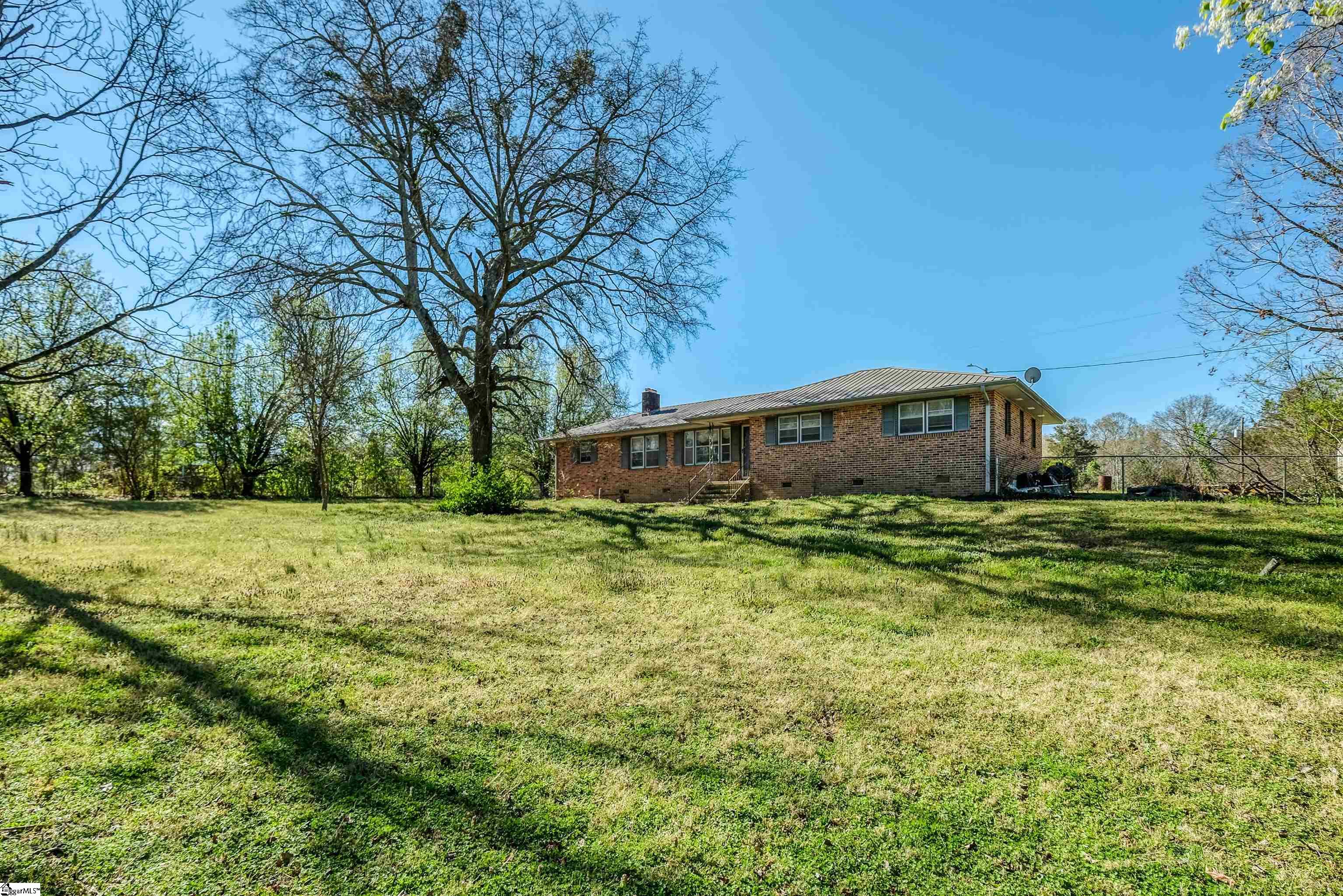 Iva Real Estate Listings Main Image
