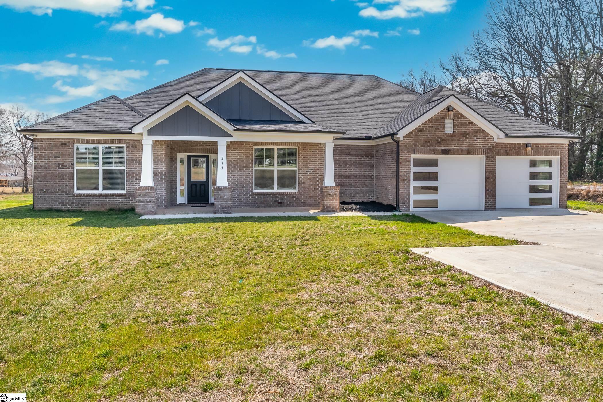 313 Barker Road Property Photo 1