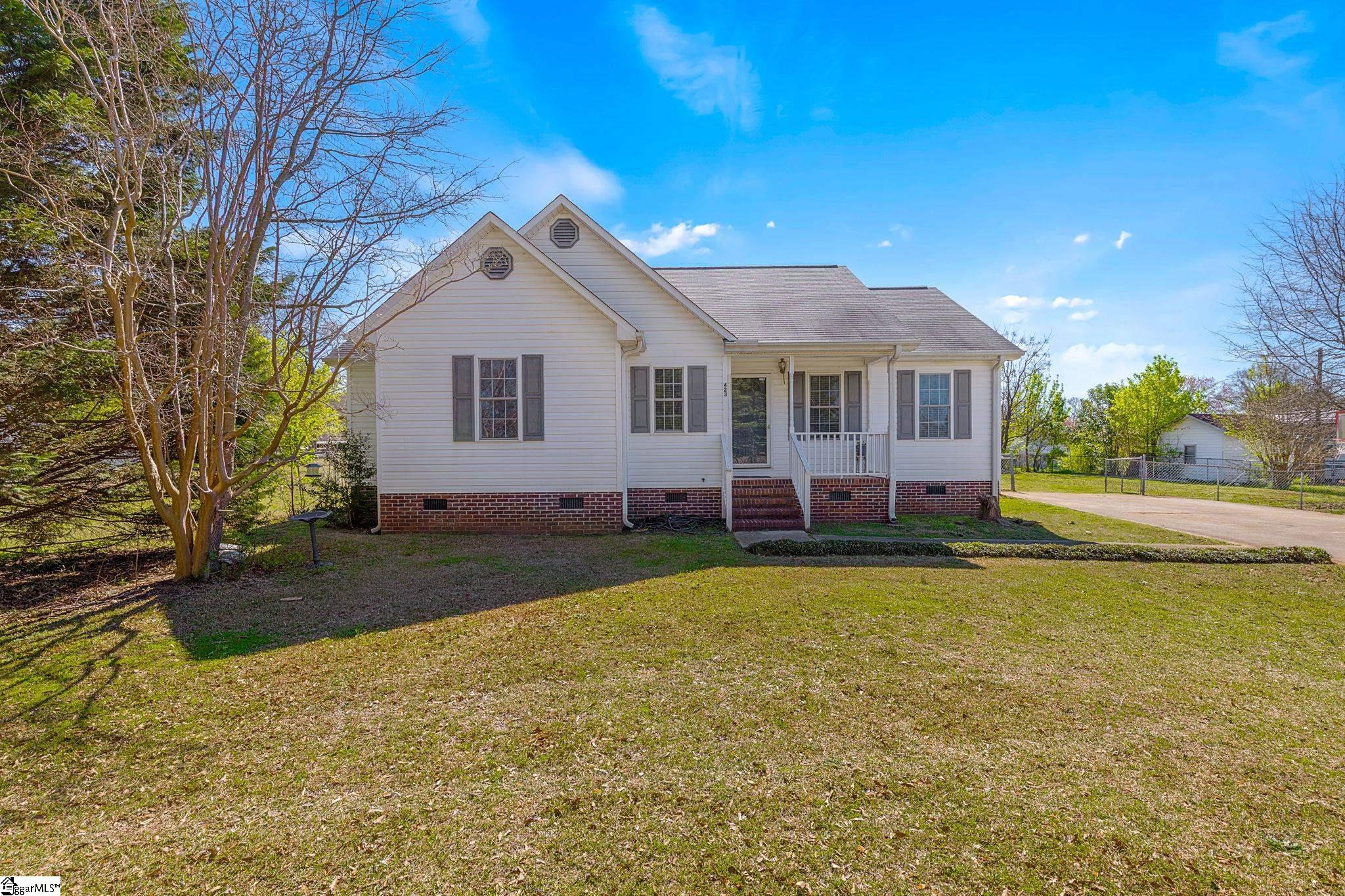 Starr Real Estate Listings Main Image