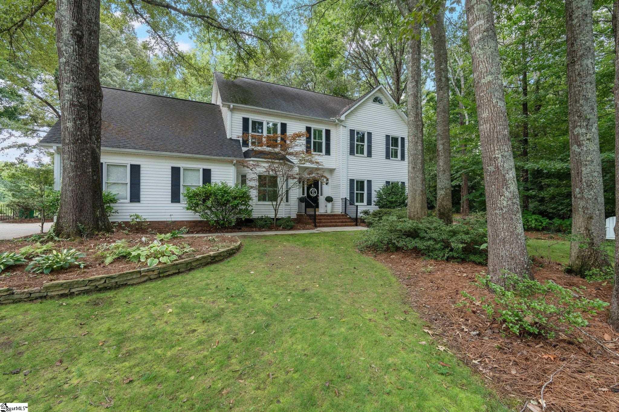 4 Sandstone Court Property Photo