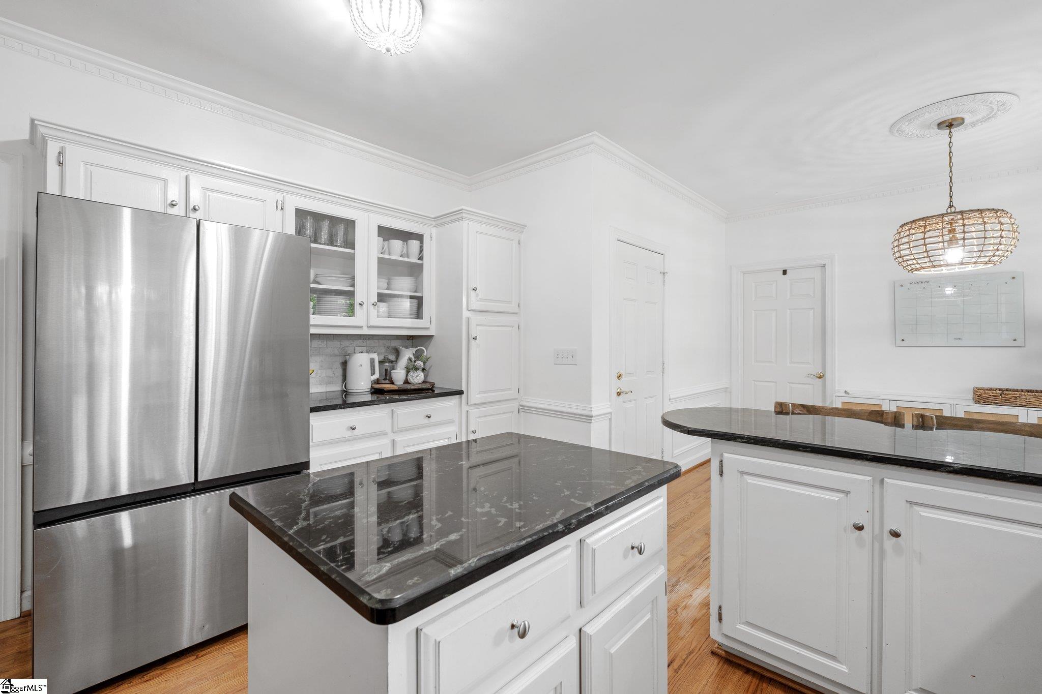 4 Sandstone Court Property Photo 5