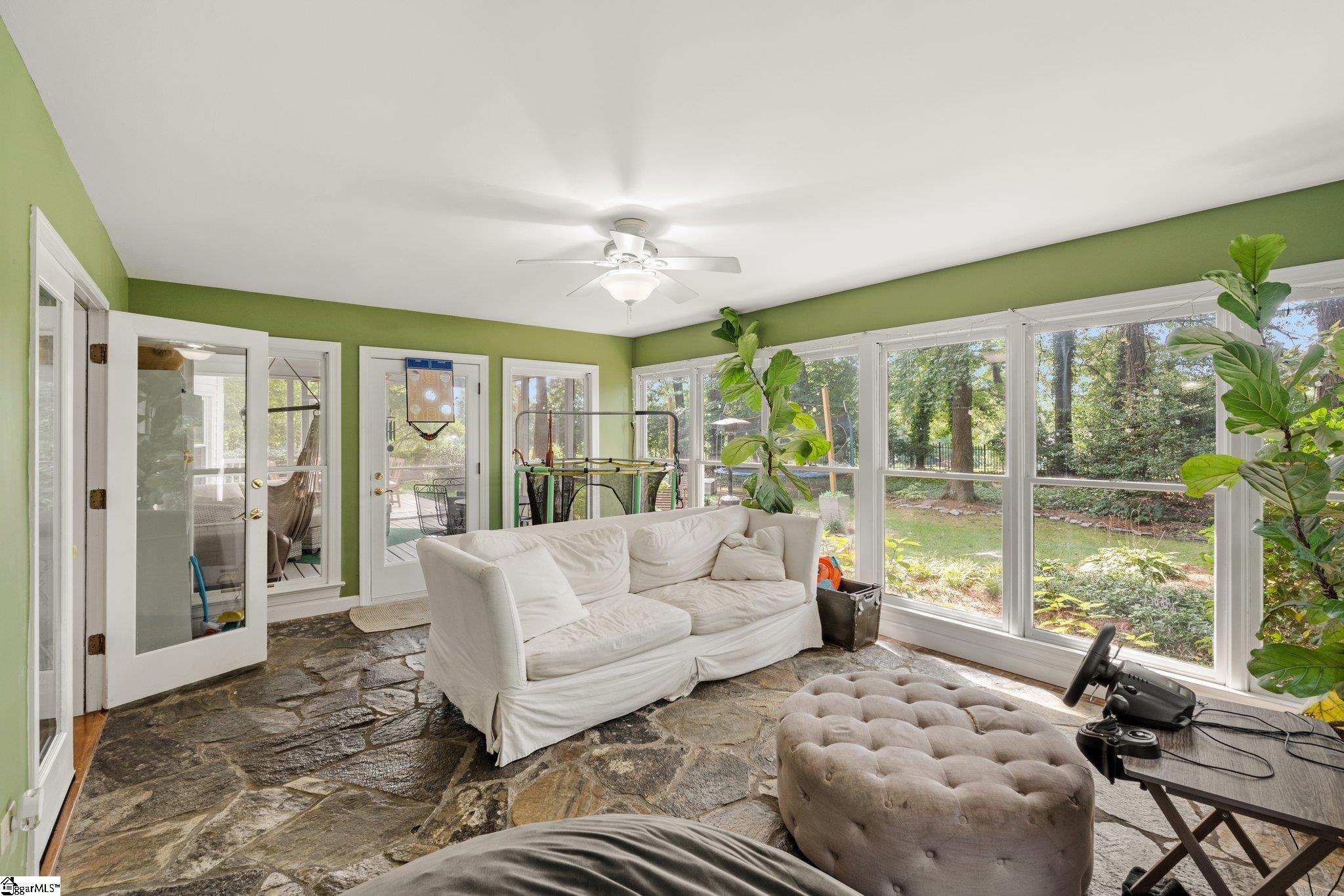 4 Sandstone Court Property Photo 19