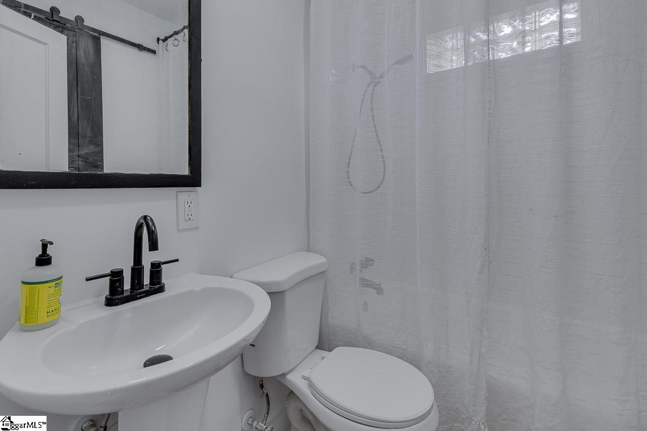 506 Glenn Road Property Photo 15
