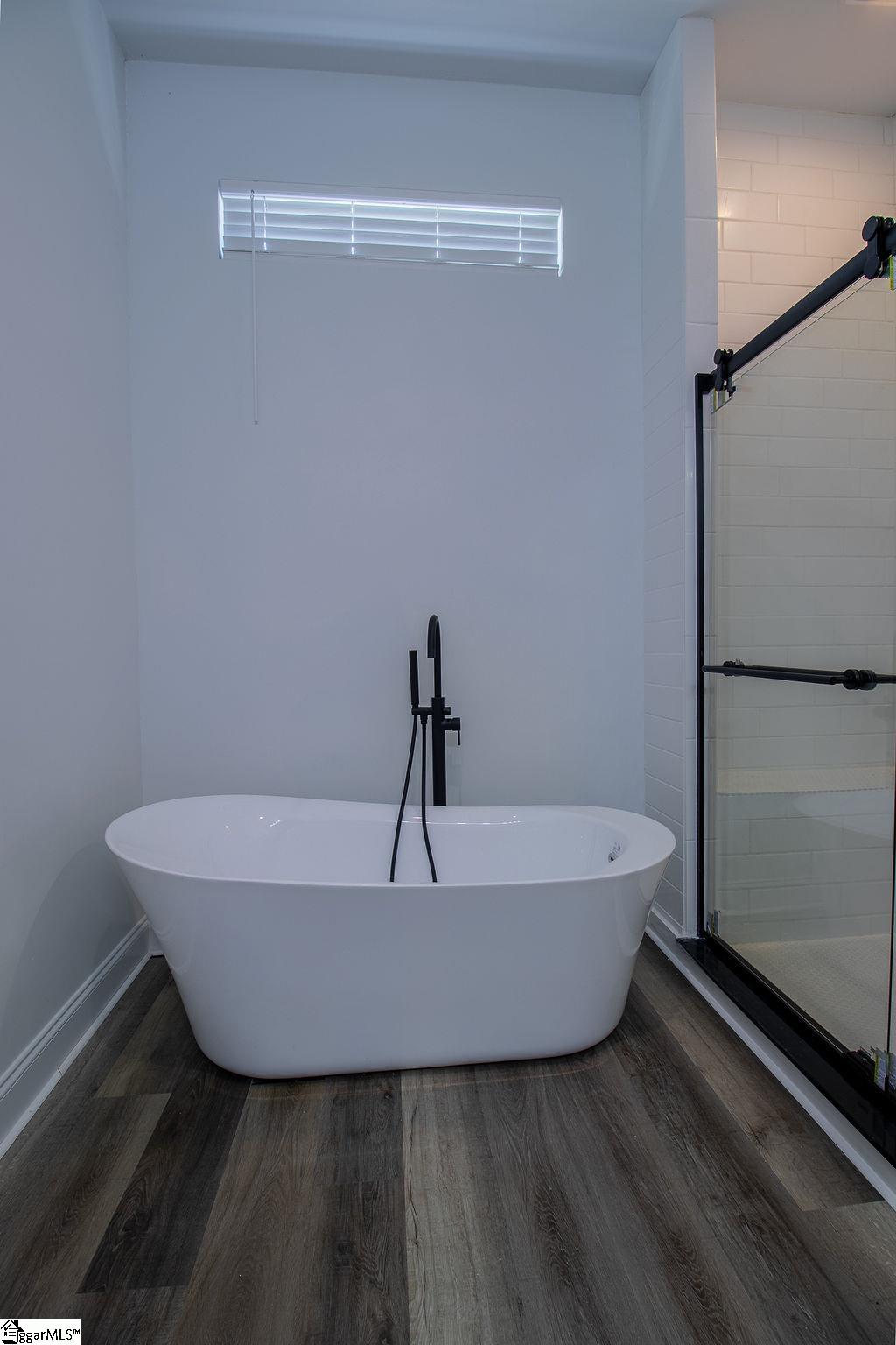 217 Barker Road Property Photo 24