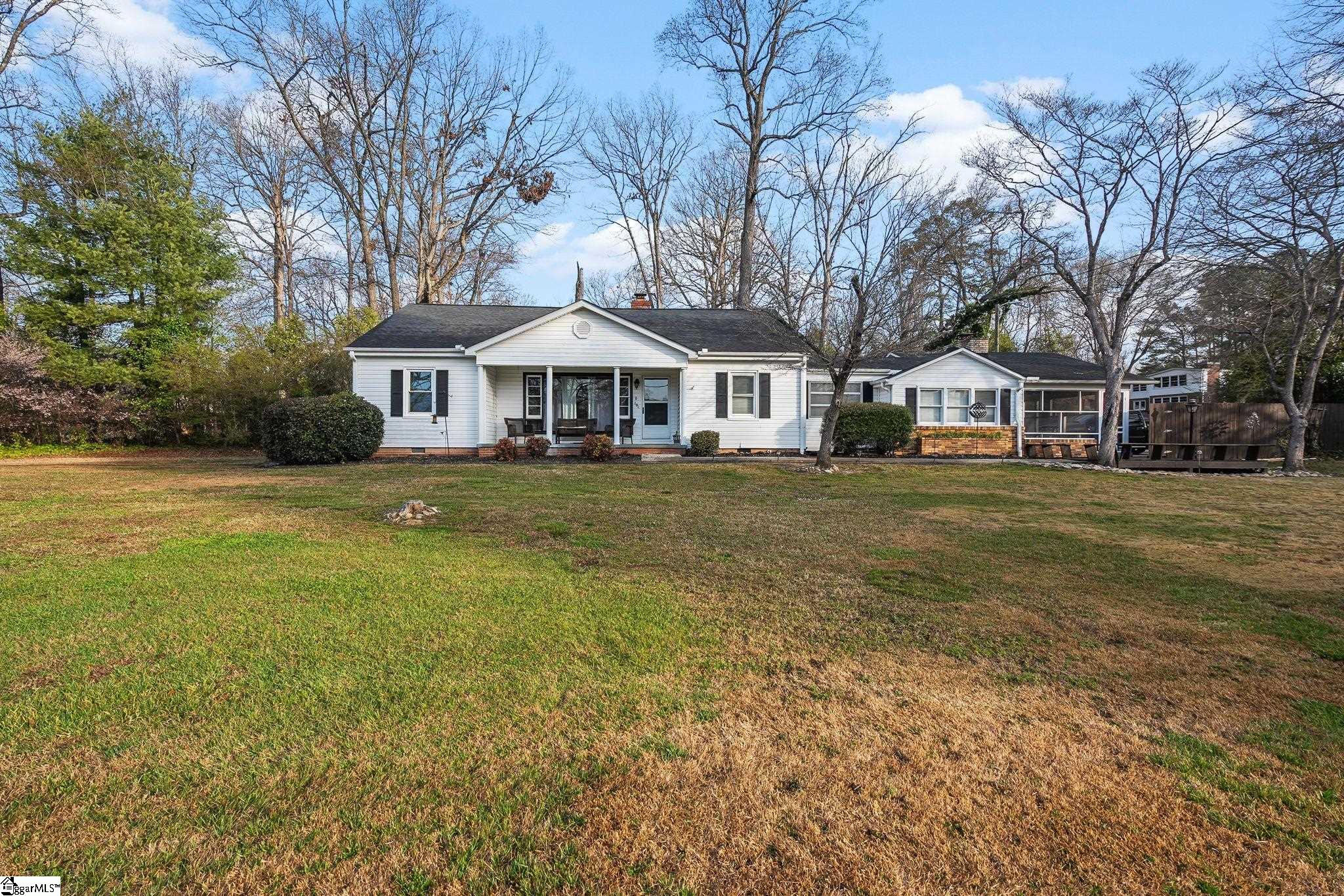 101 Andrew Avenue Property Photo