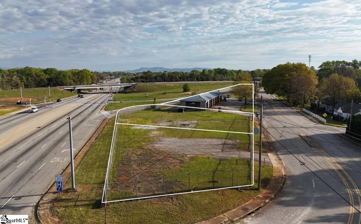 1918 Old Easley Bridge Road Property Photo