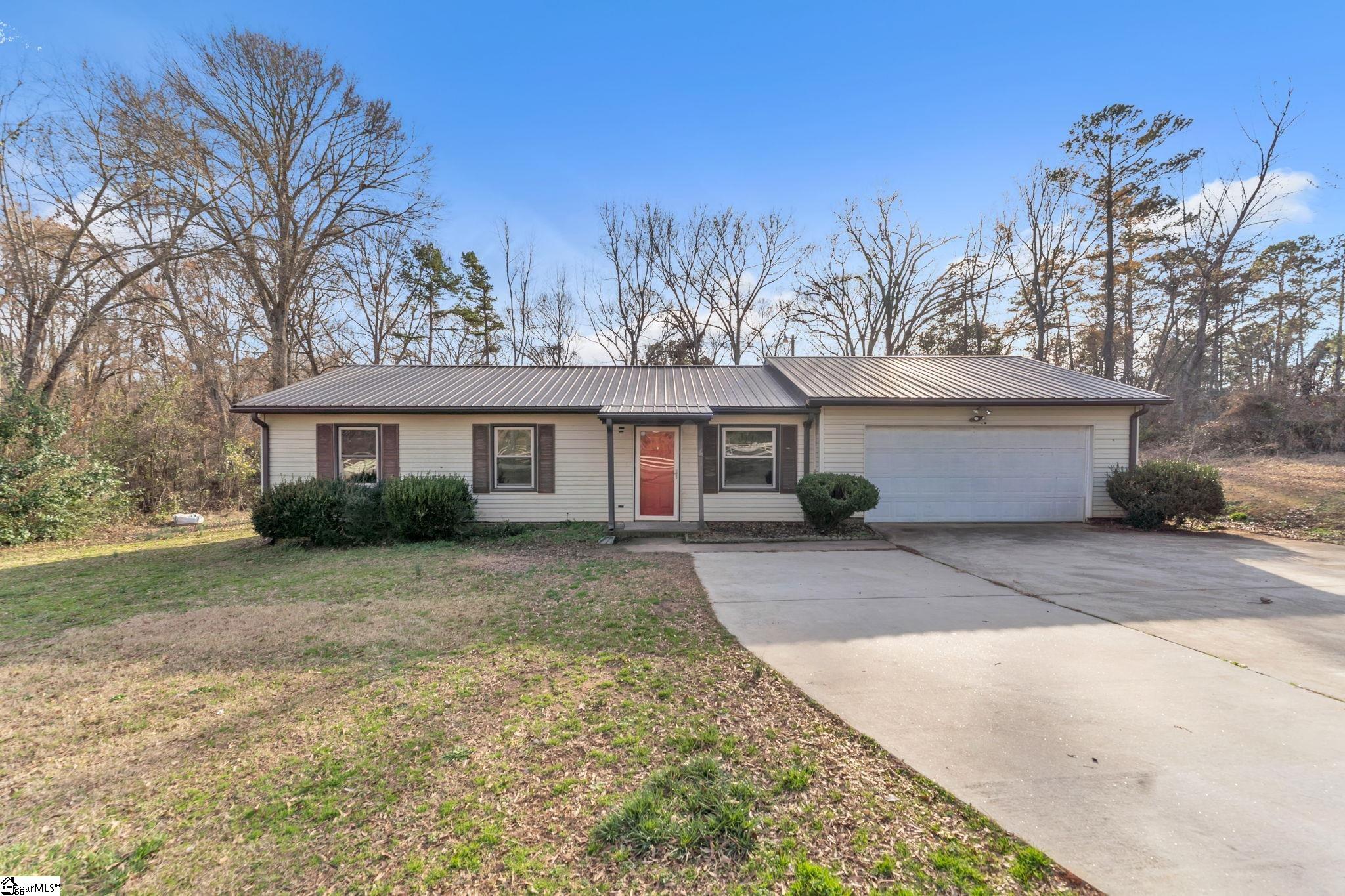 8073 W 76 Highway Property Photo