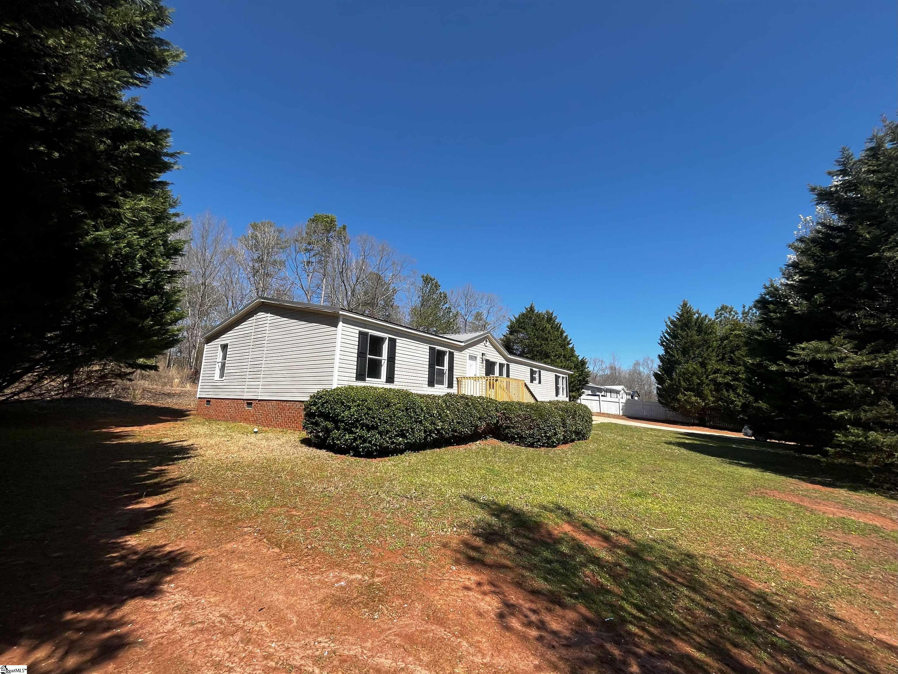 212 Creekstone Drive Property Photo 3