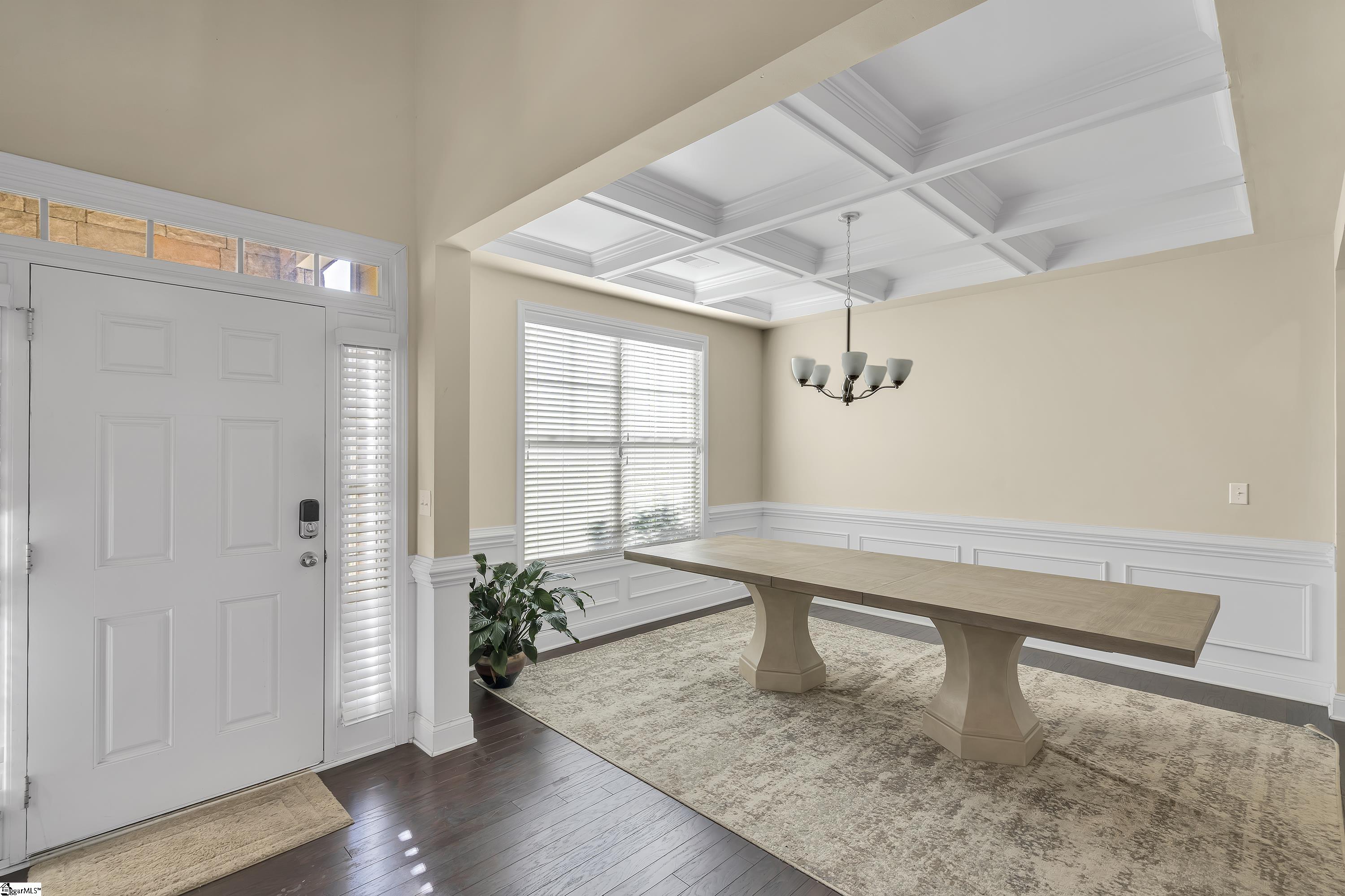 395 Tigers Eye Run Property Photo 3