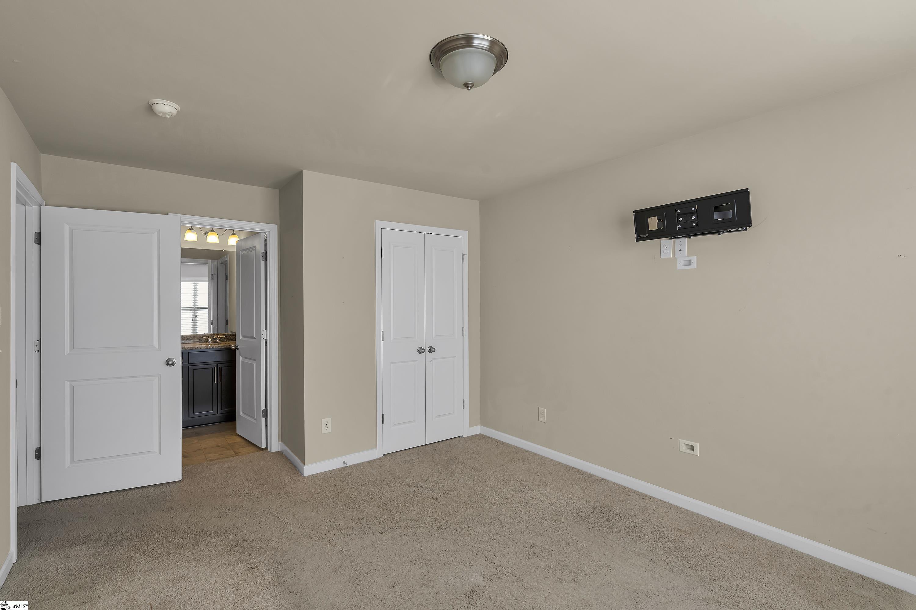 395 Tigers Eye Run Property Photo 19