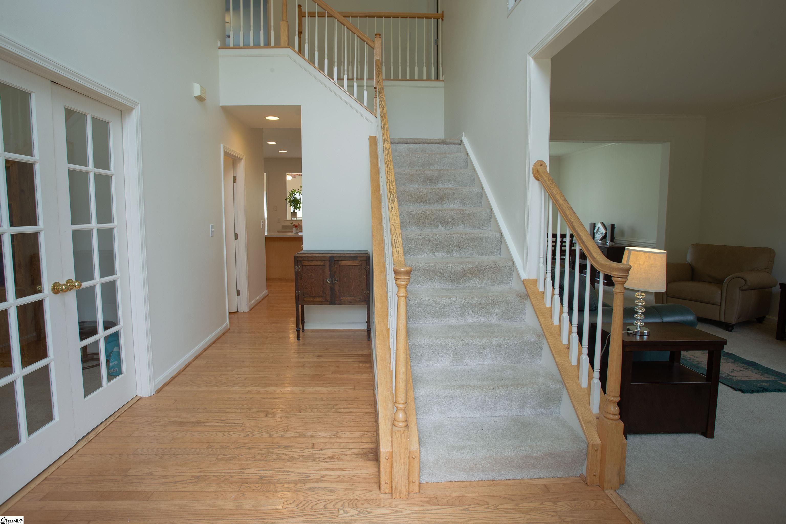 6 Silverthorn Court Property Photo 9