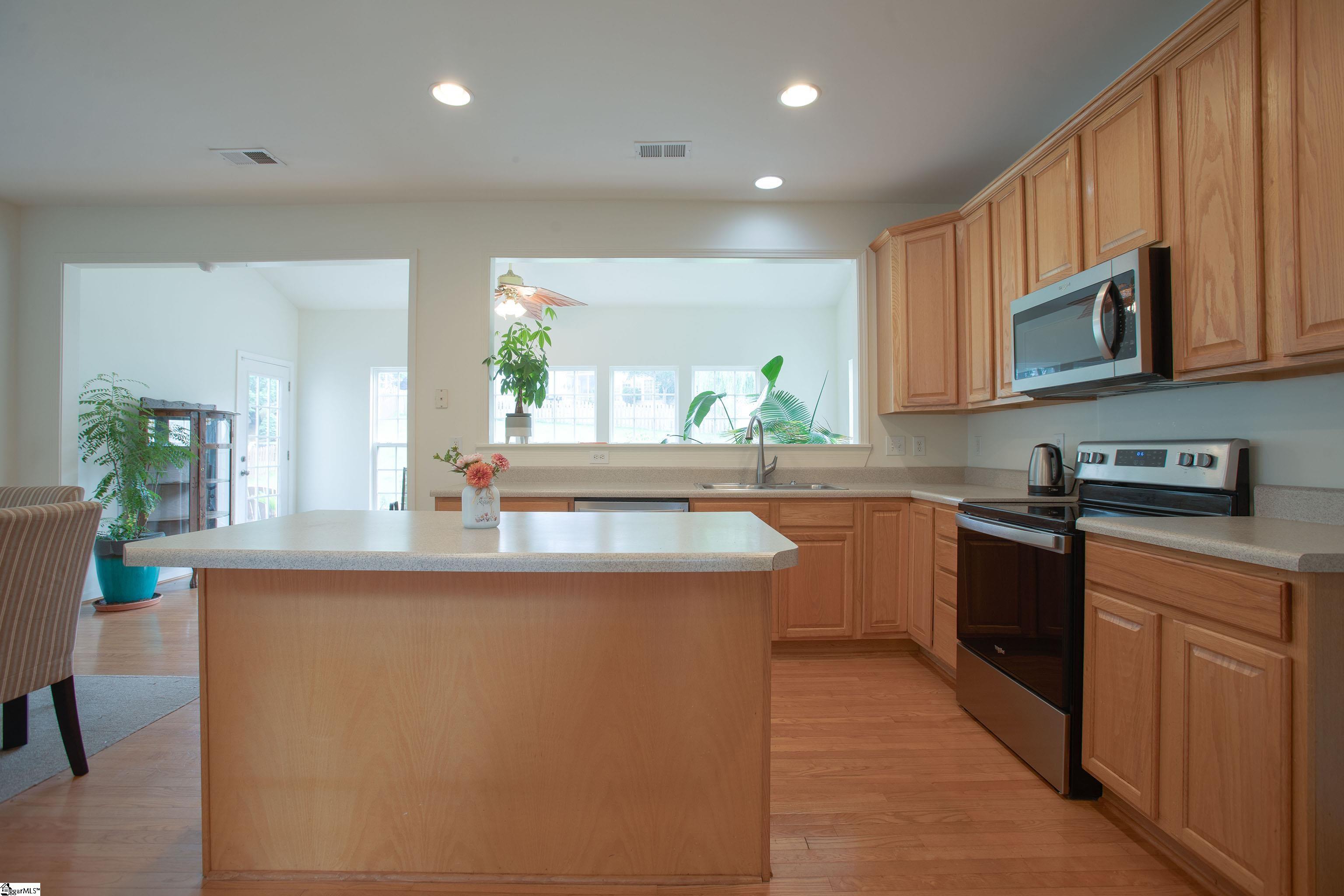 6 Silverthorn Court Property Photo 13