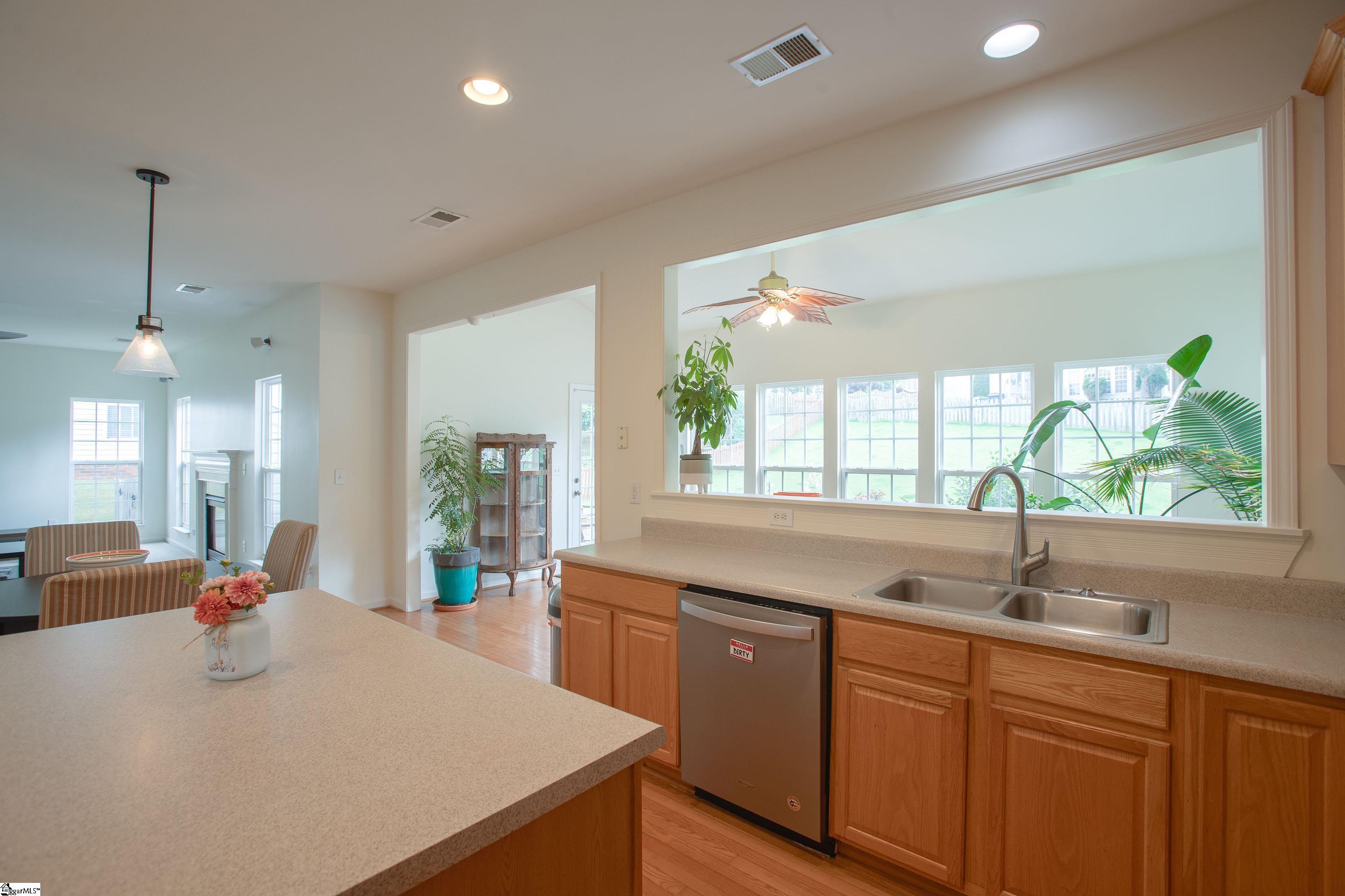 6 Silverthorn Court Property Photo 16
