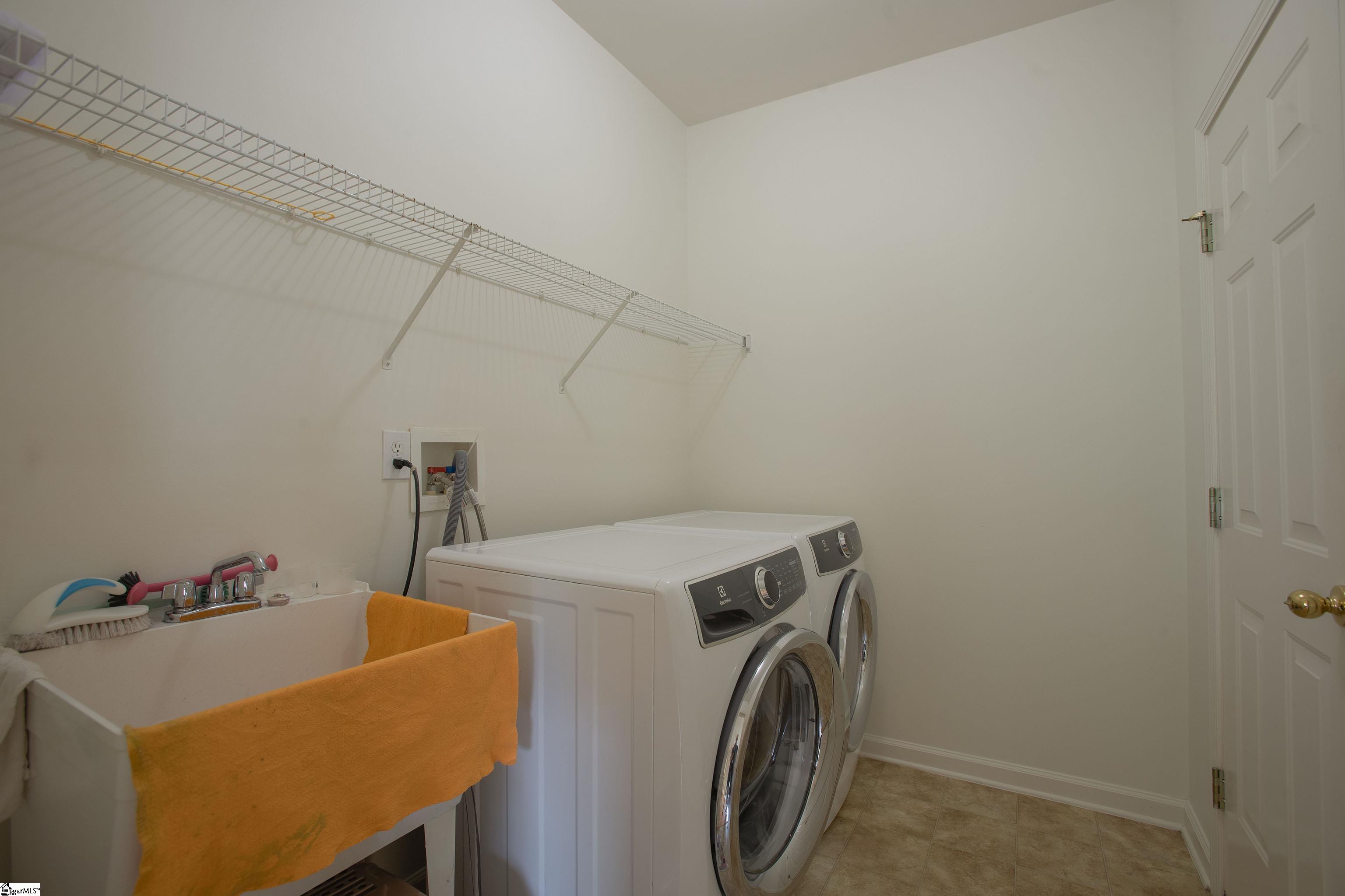 6 Silverthorn Court Property Photo 22