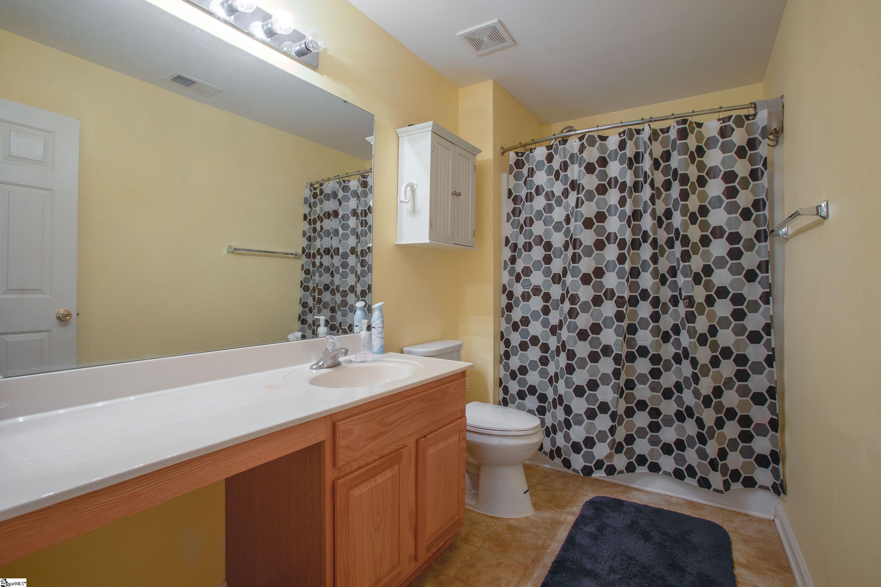 6 Silverthorn Court Property Photo 28