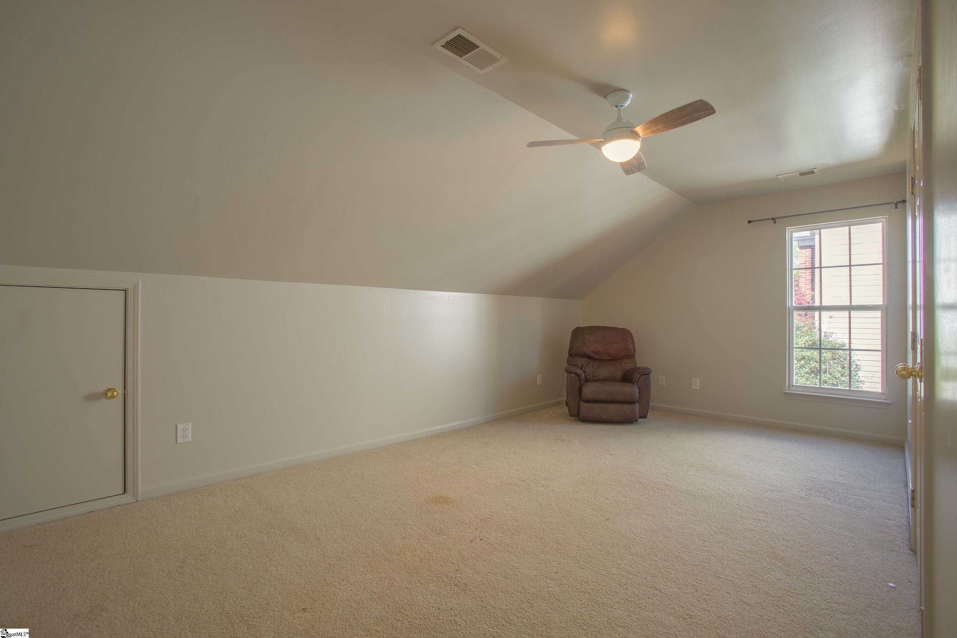 6 Silverthorn Court Property Photo 30