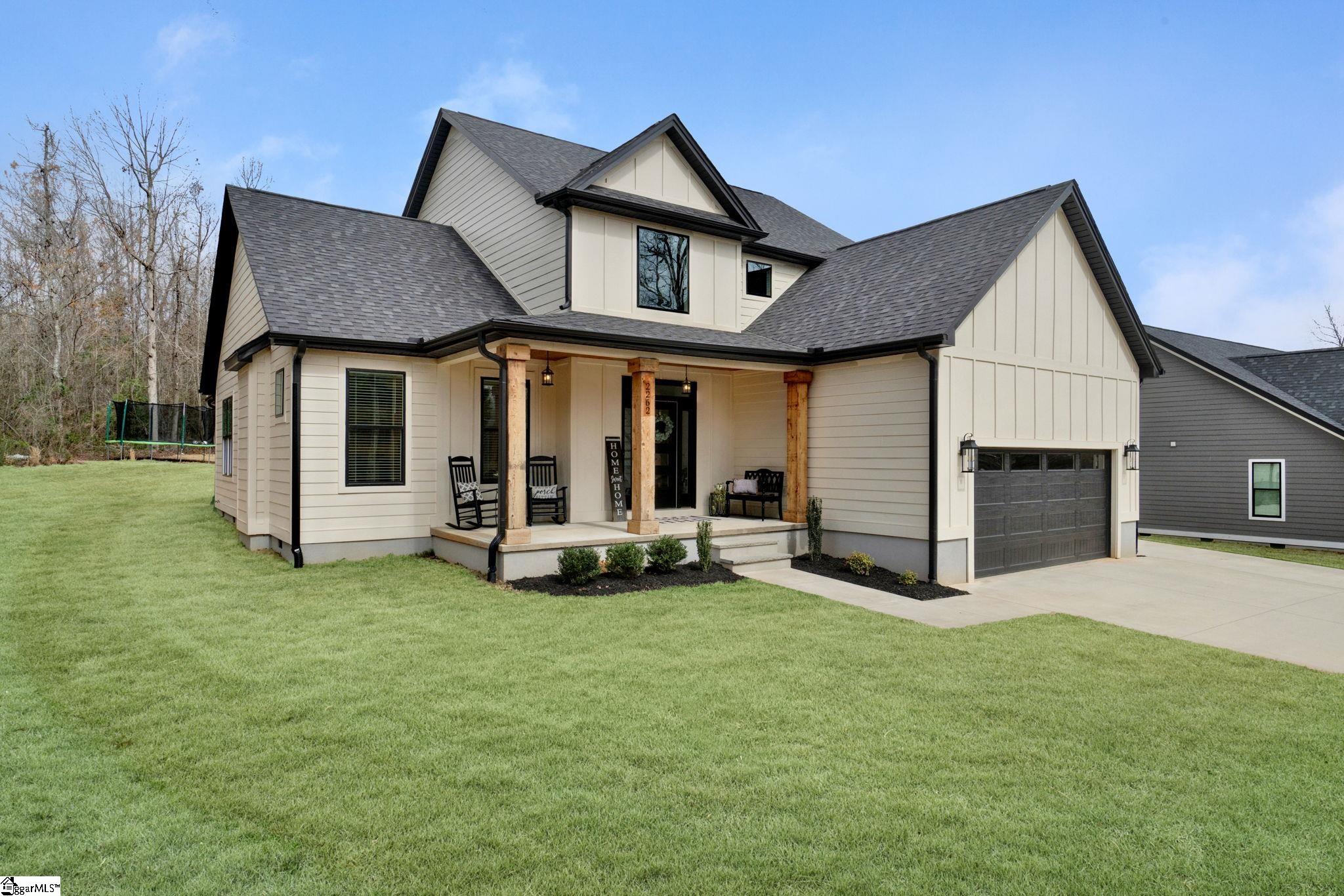 2262 Fews Chapel Road Property Photo