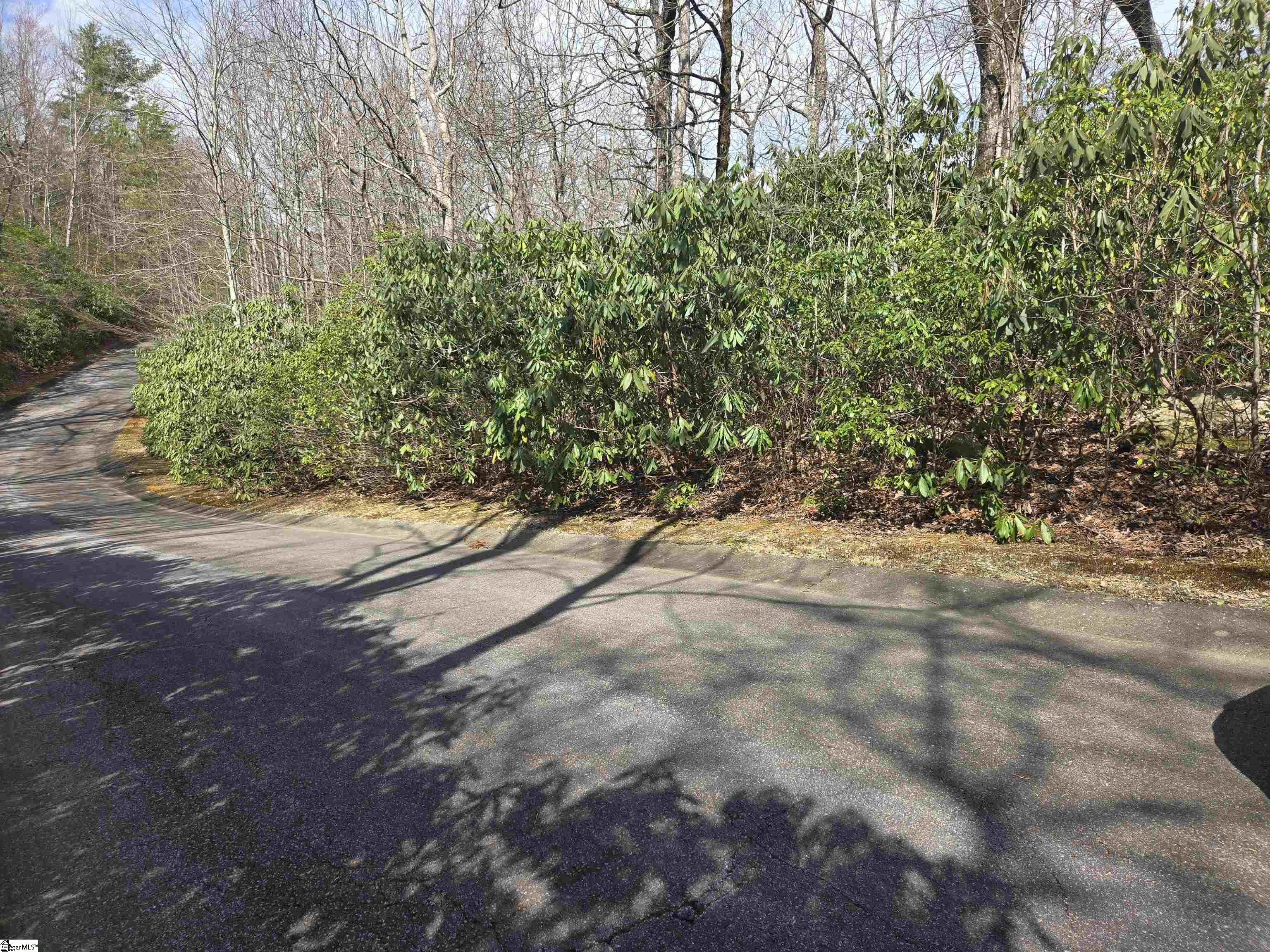 33 Cliff Ridge Drive Property Photo