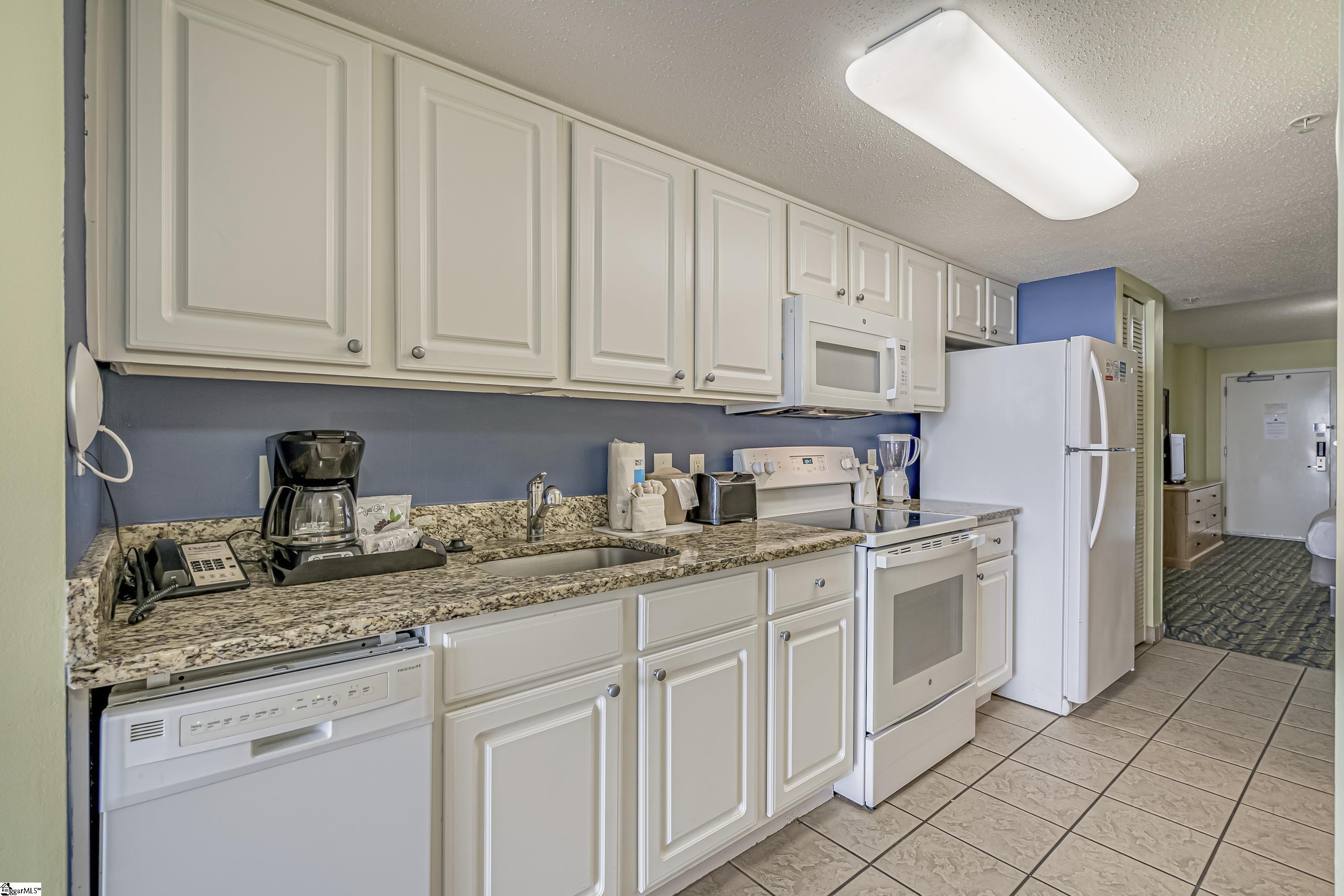 2201 S Ocean Boulevard Property Photo 10