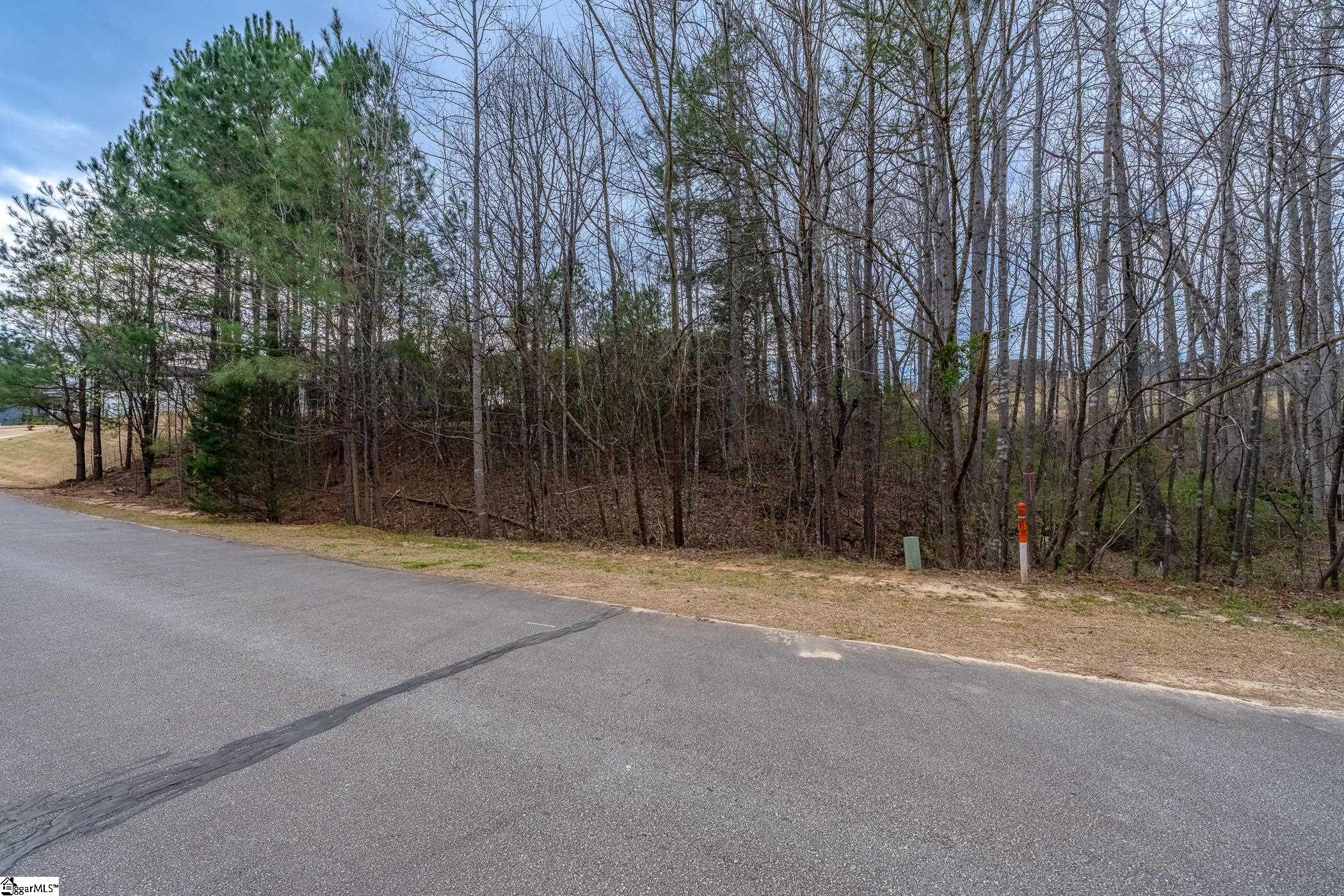 16 Pinerock Drive Property Photo 1