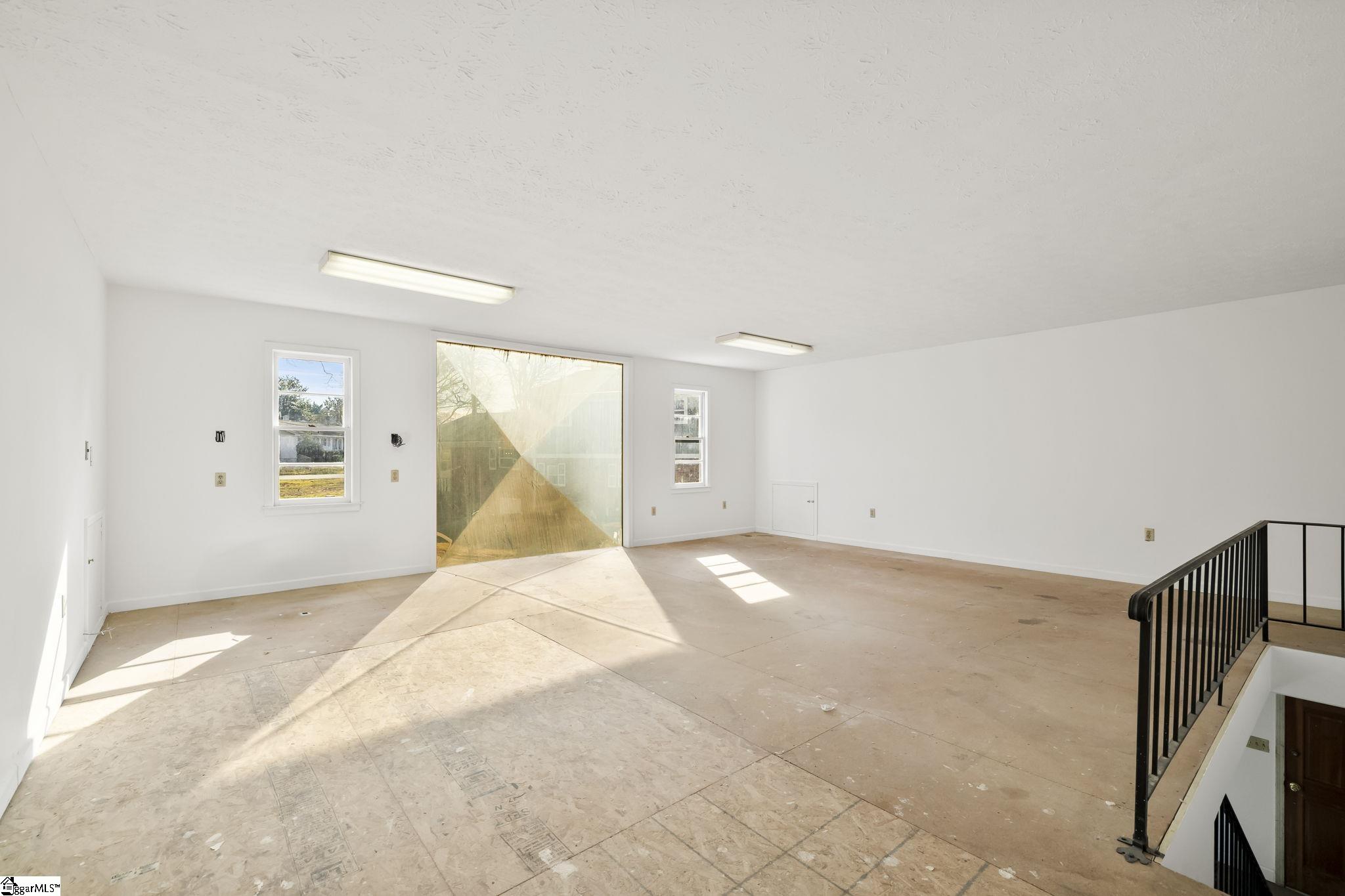 3 Mapleton Drive Property Photo 42