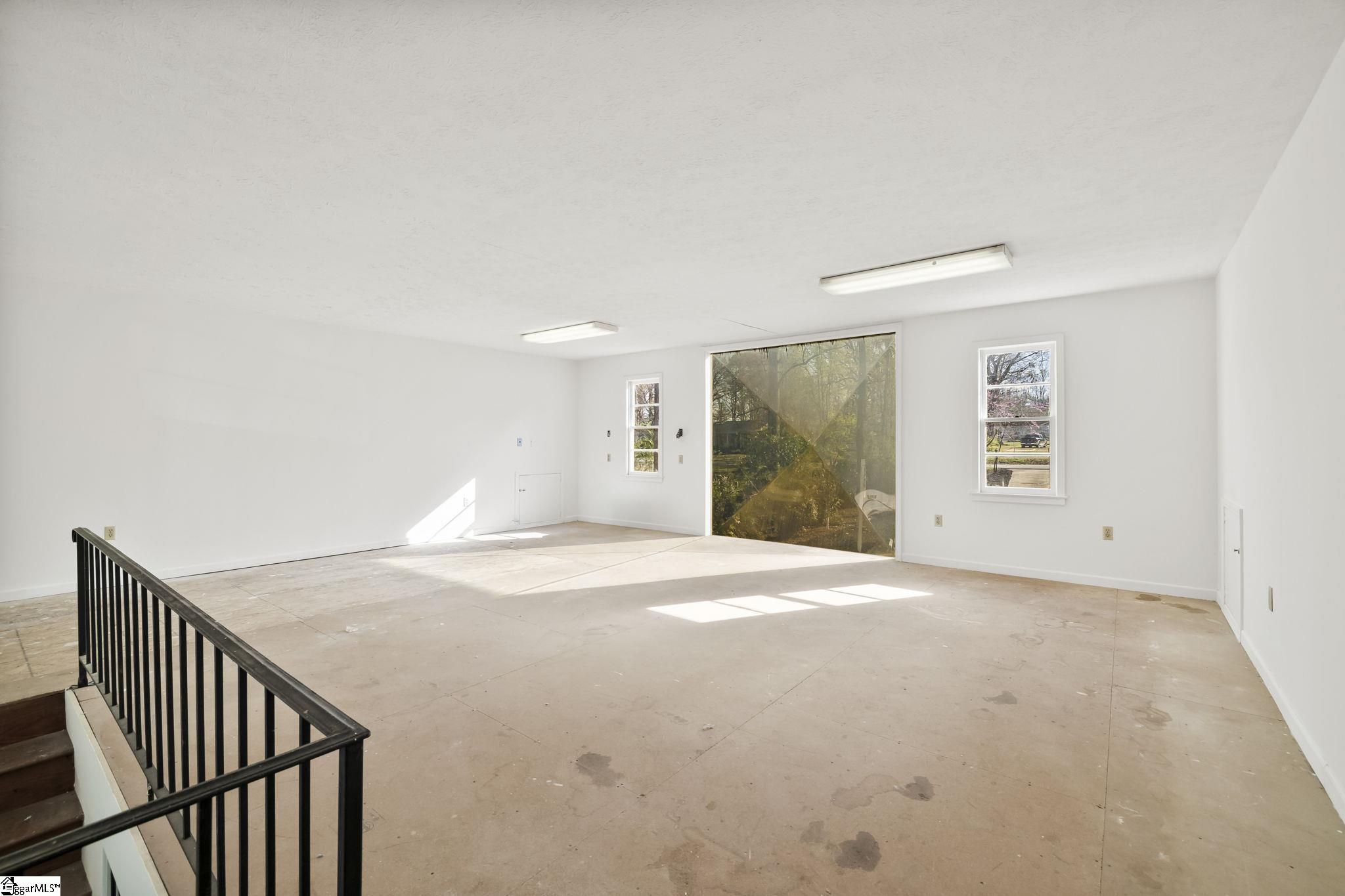 3 Mapleton Drive Property Photo 44