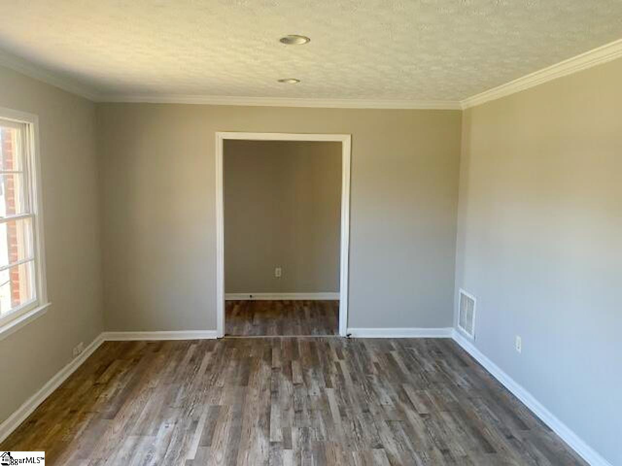 5 Notre Dame Drive Property Photo 6