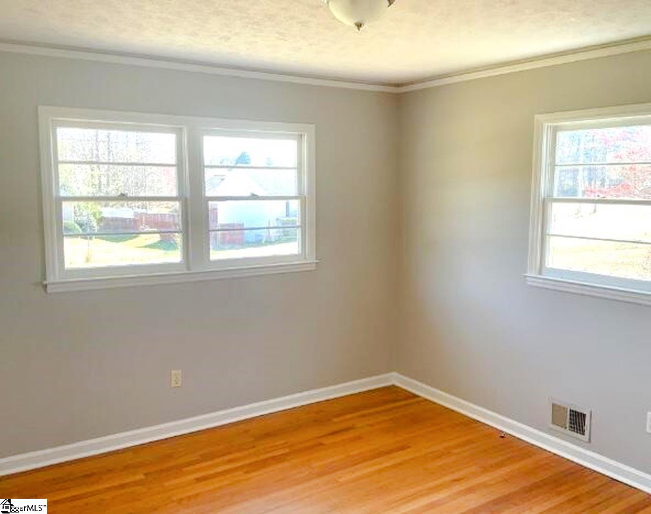 5 Notre Dame Drive Property Photo 11