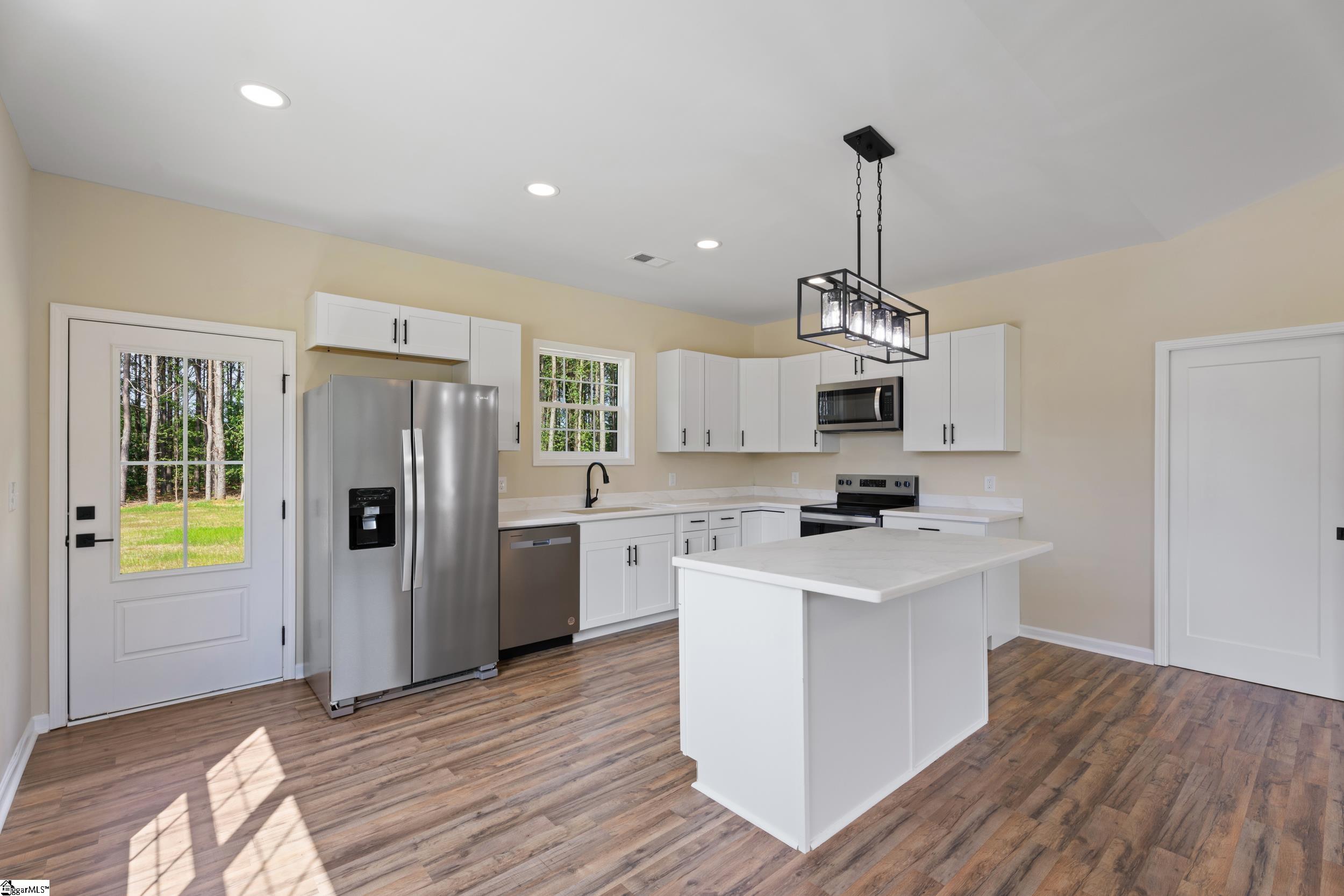 904 Beaverdam Road Property Photo 12