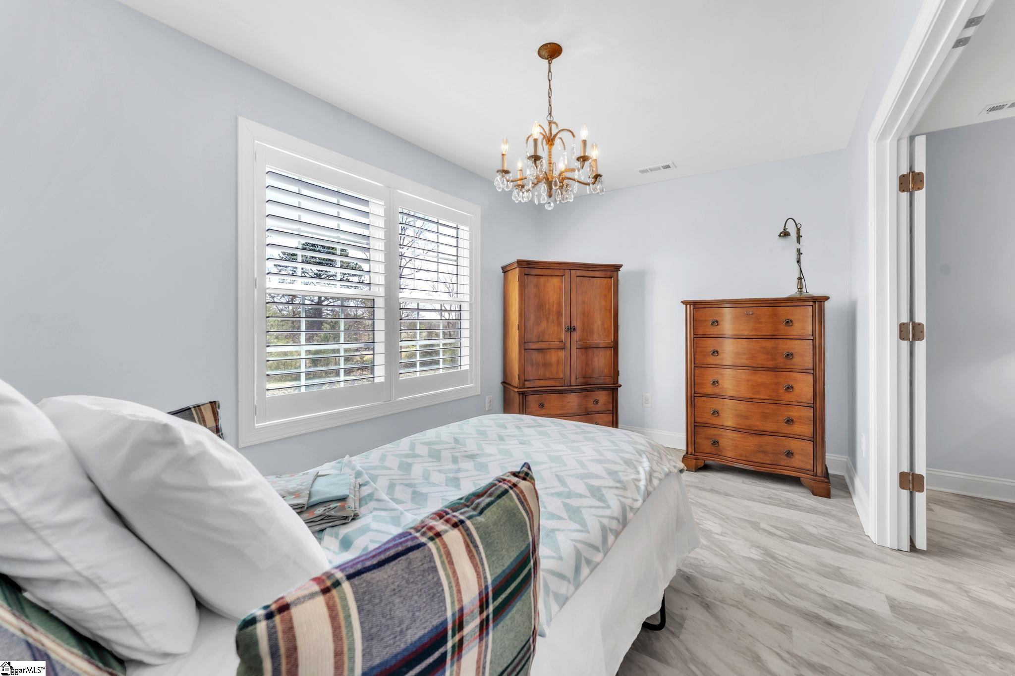 28 Eaglecrest Court Property Photo 10