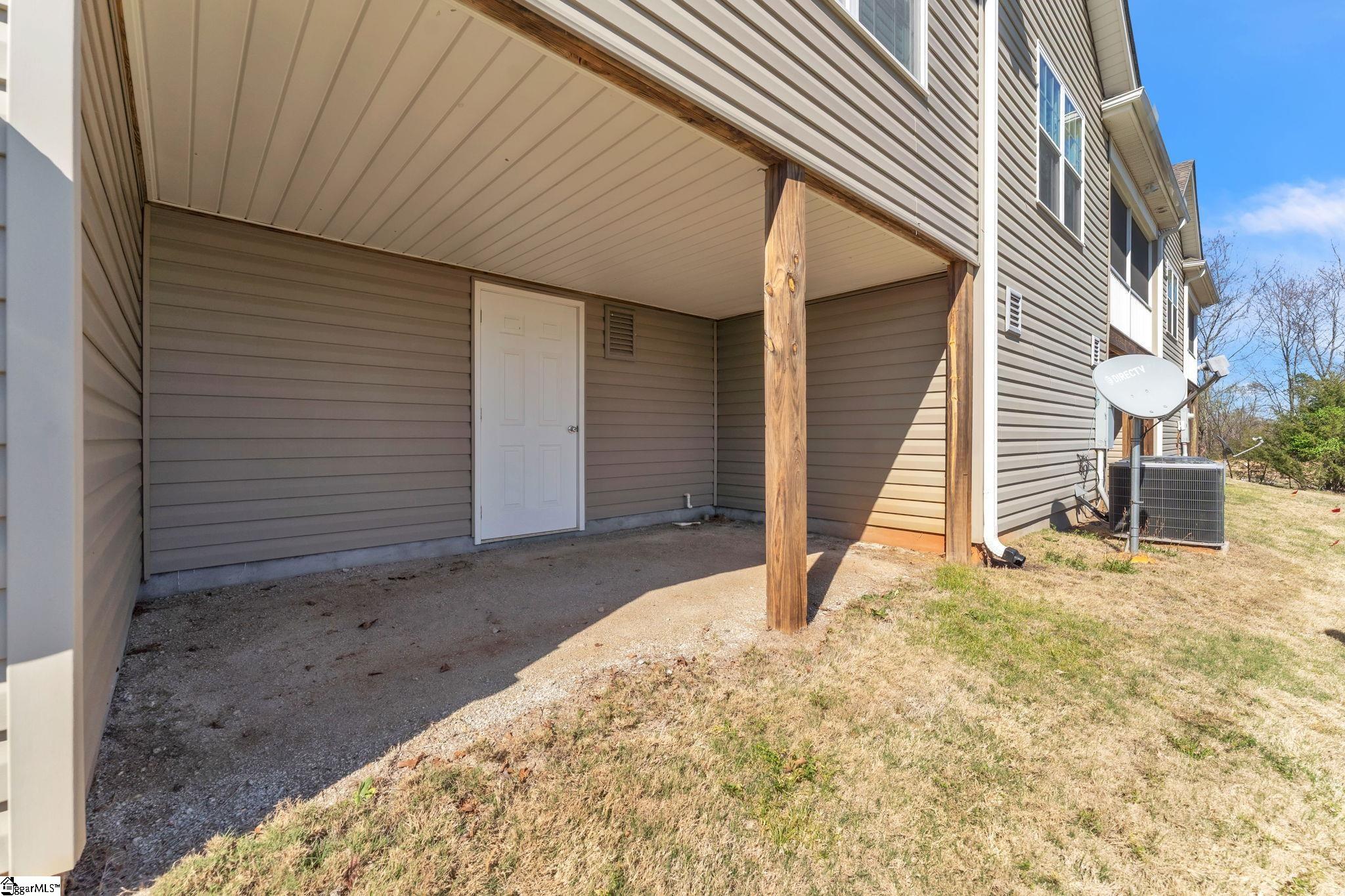 28 Eaglecrest Court Property Photo 17