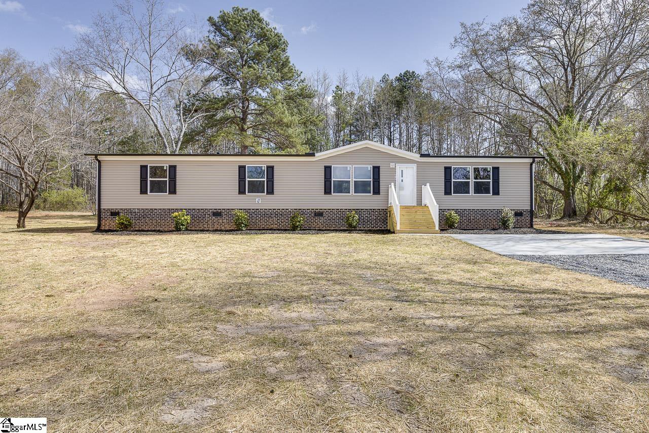 212 Robinwood Circle Property Photo
