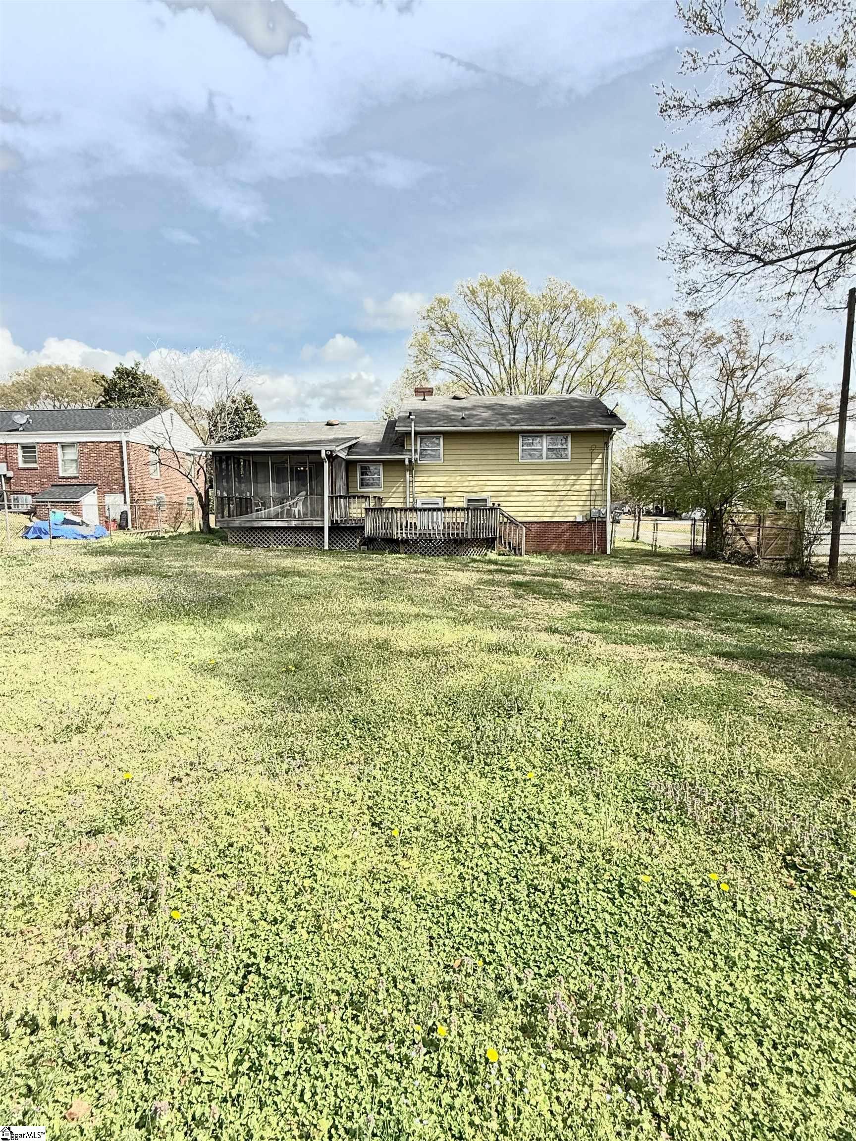 100 Farmington Road Property Photo 3
