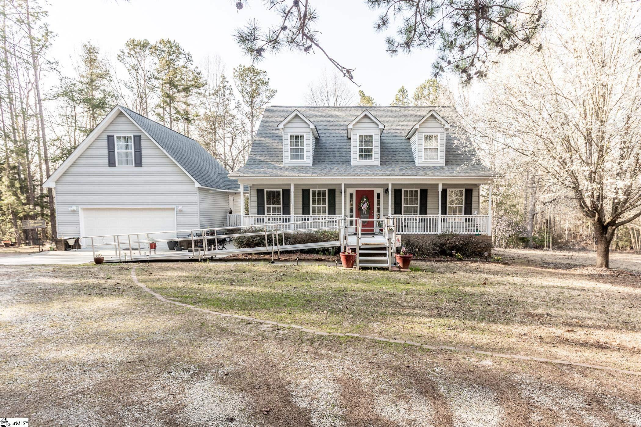 20 Twin Oak Drive Property Photo