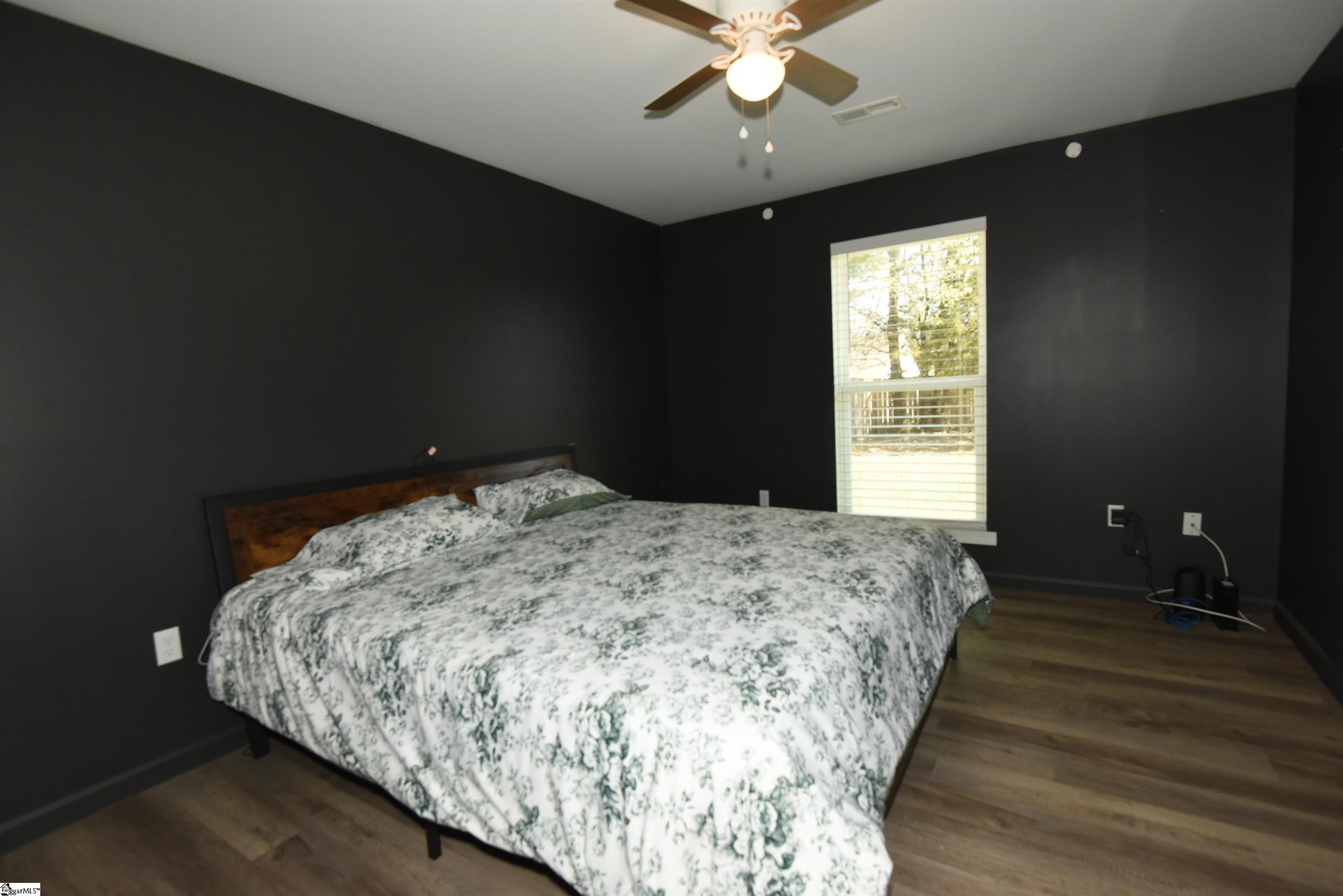 121 Colleton Lane Property Photo 9