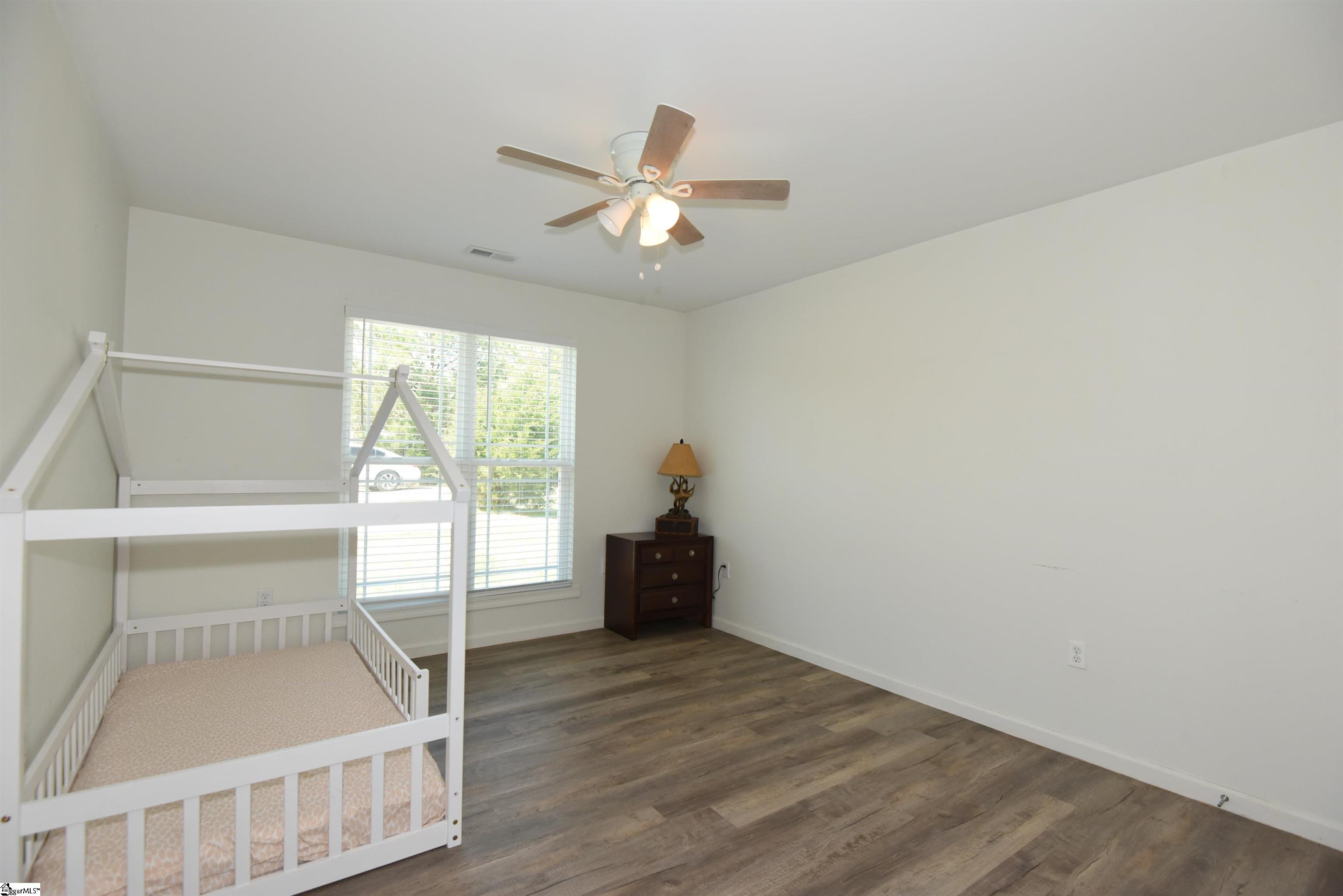 121 Colleton Lane Property Photo 12