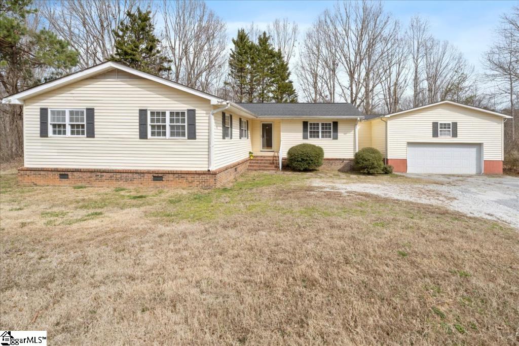 541 Hunts Bridge Road Property Photo