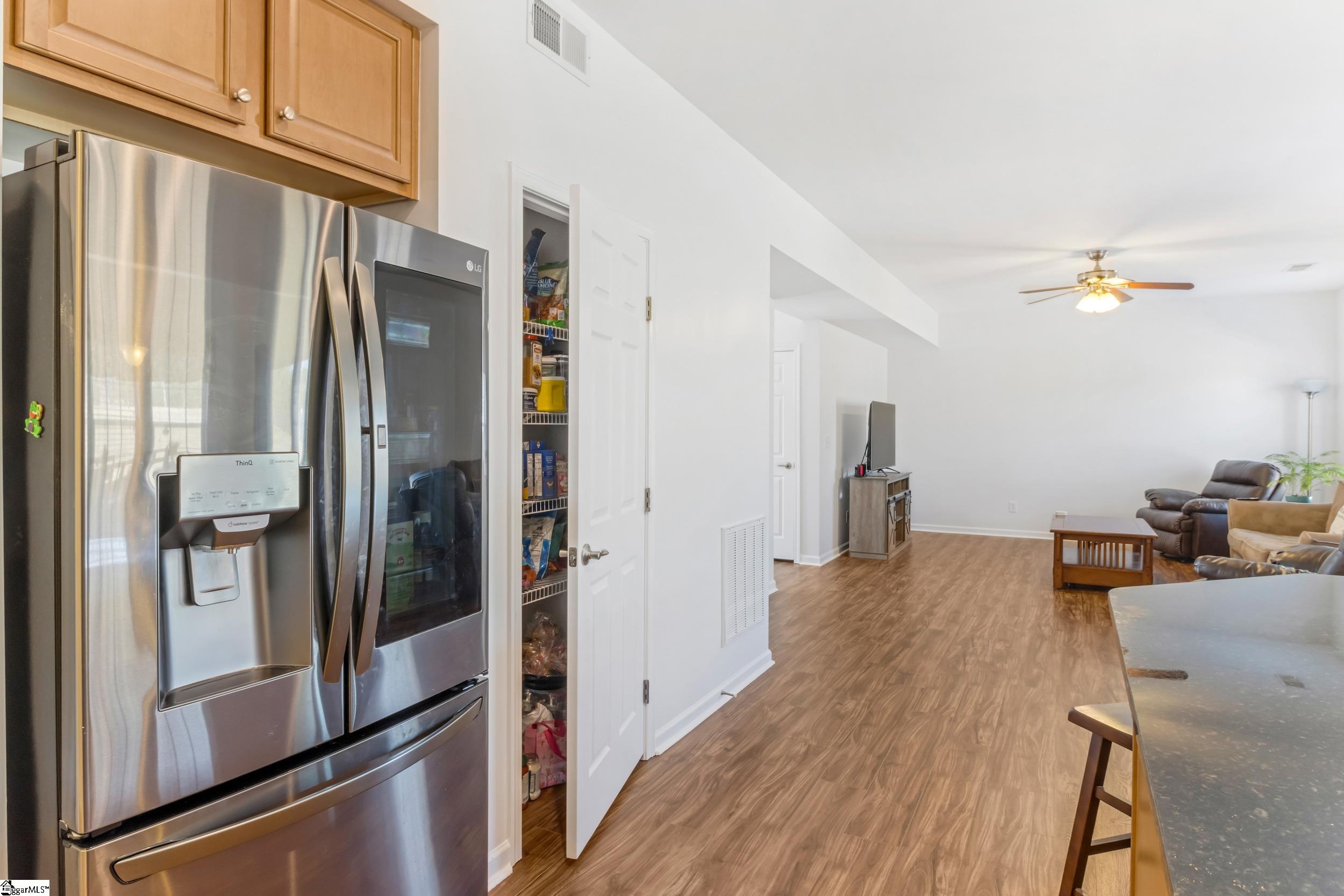 100 Neves Drive Property Photo 7