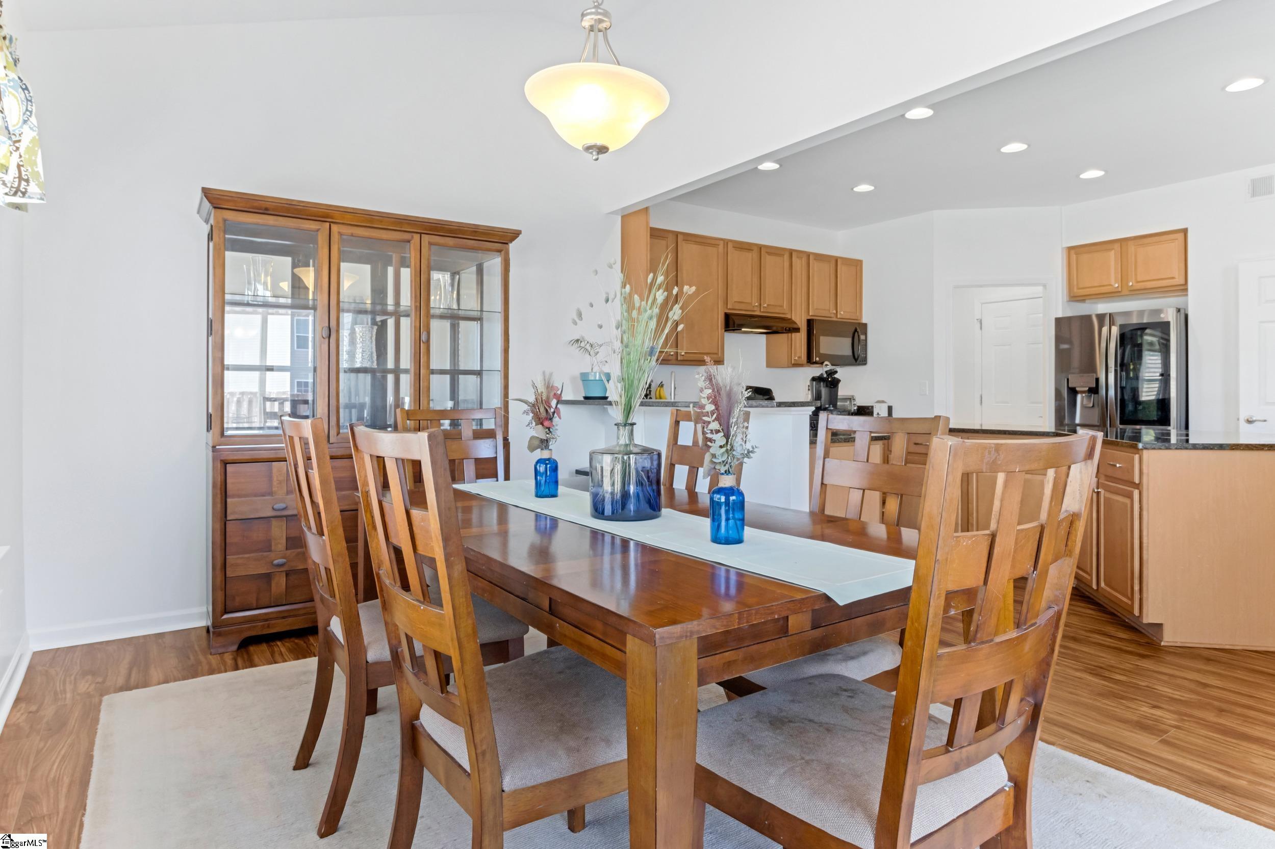 100 Neves Drive Property Photo 10