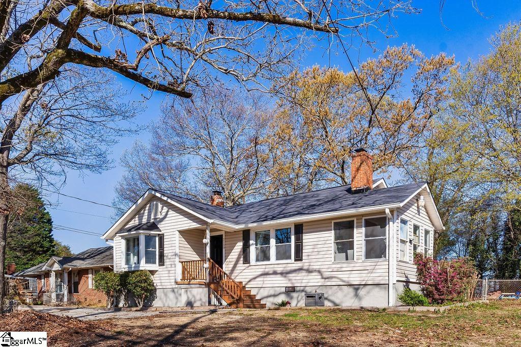 2150 Oakhurst Circle Property Photo