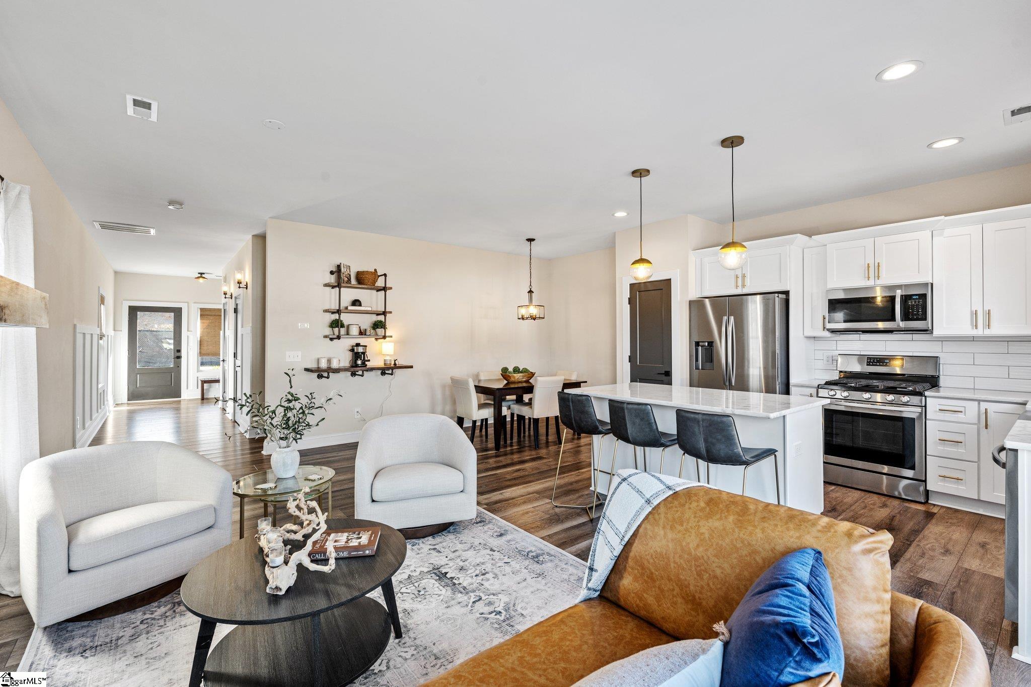 130 Park Avenue Property Photo 11