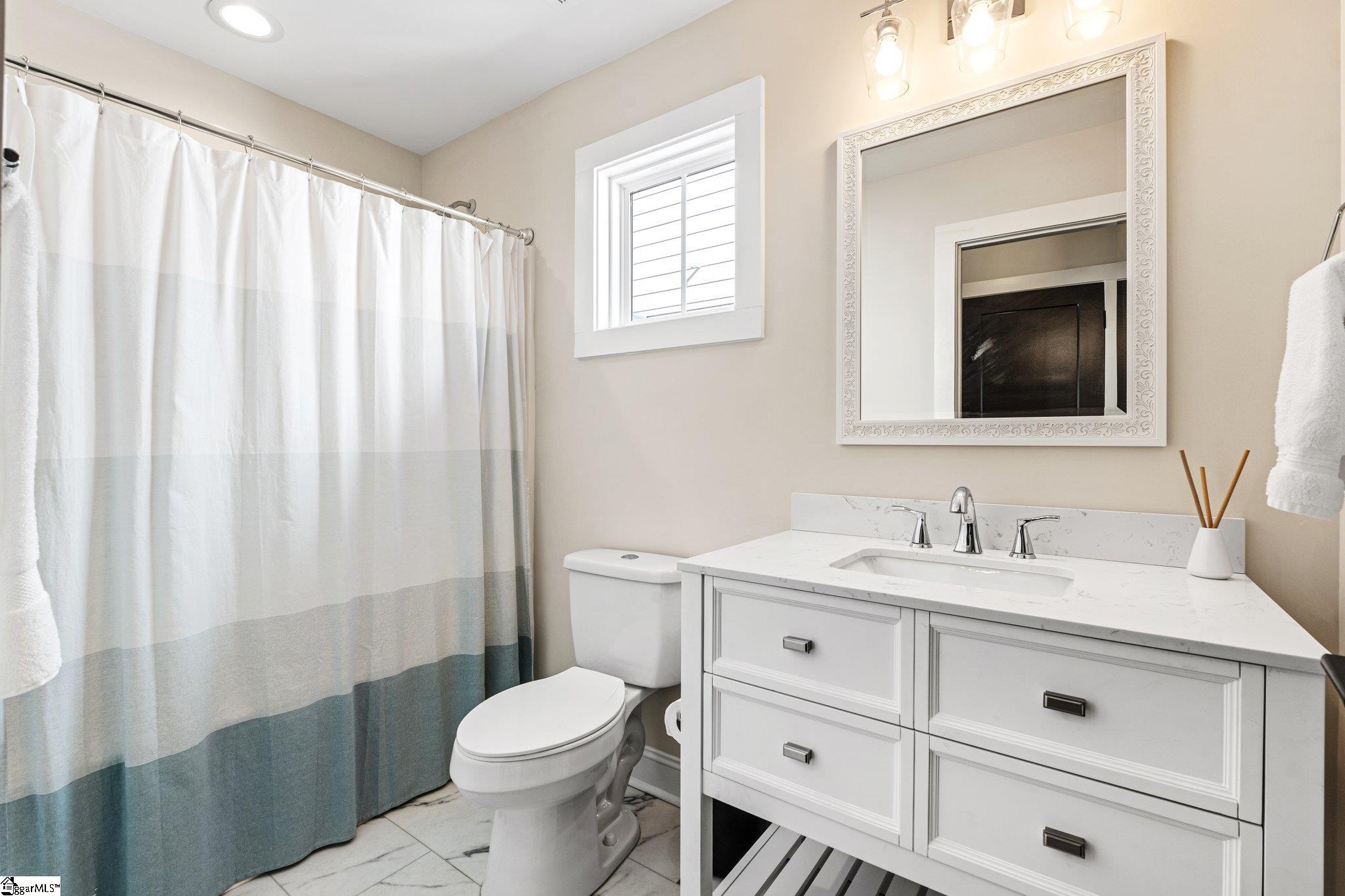 130 Park Avenue Property Photo 22