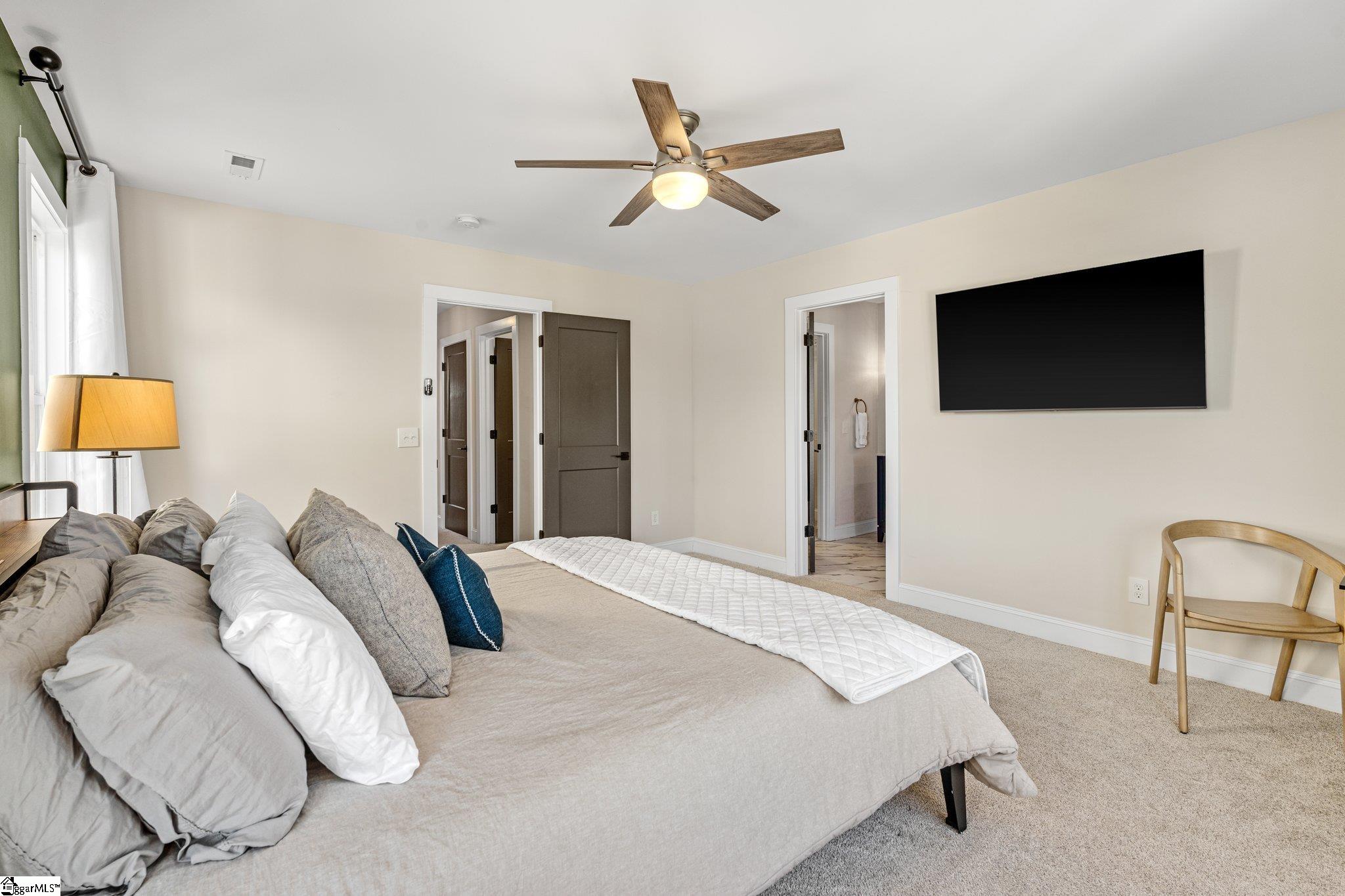 130 Park Avenue Property Photo 23