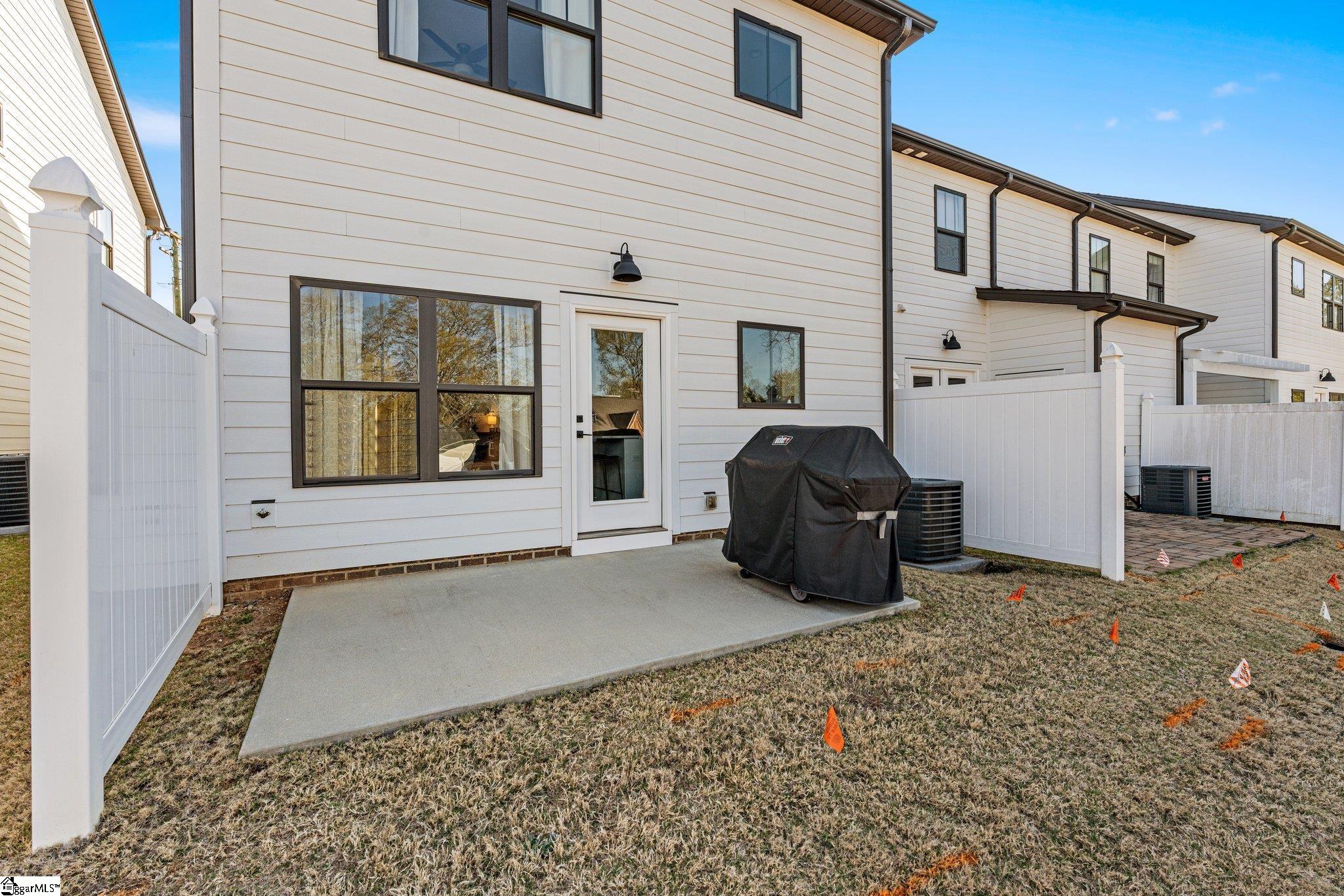 130 Park Avenue Property Photo 29