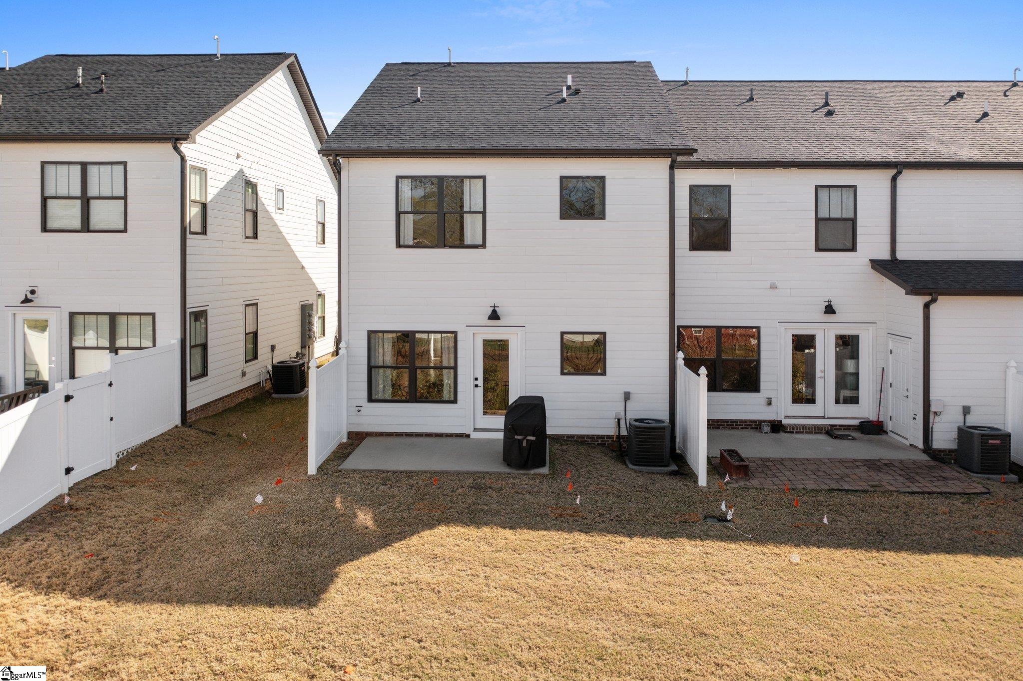 130 Park Avenue Property Photo 30