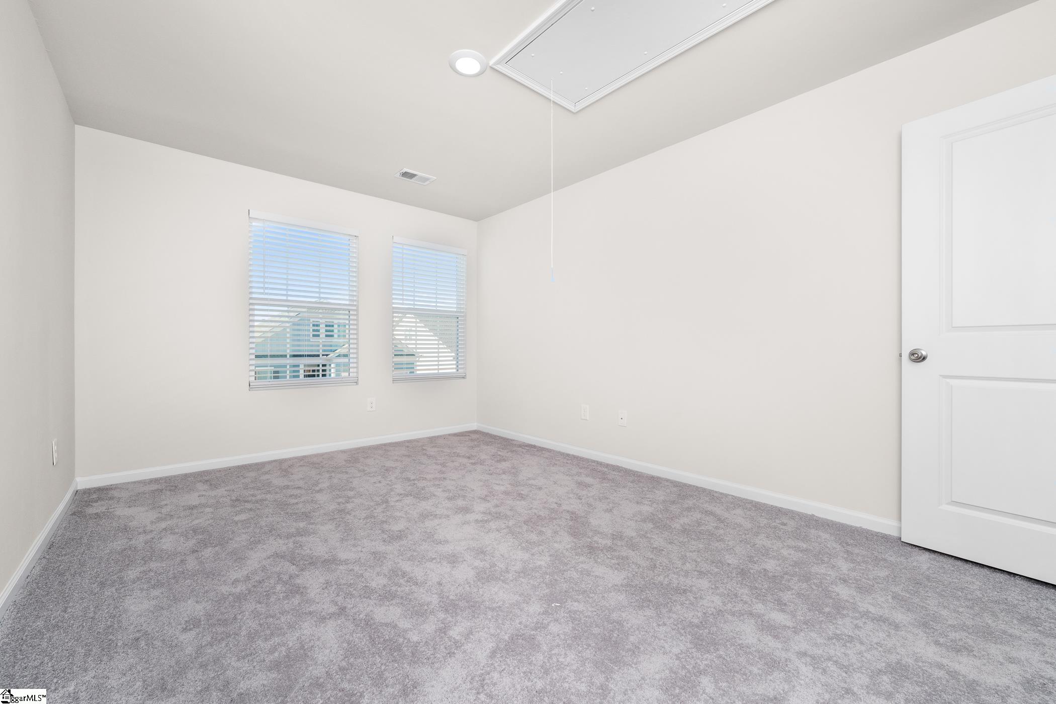 305 Novelty Drive Property Photo 21