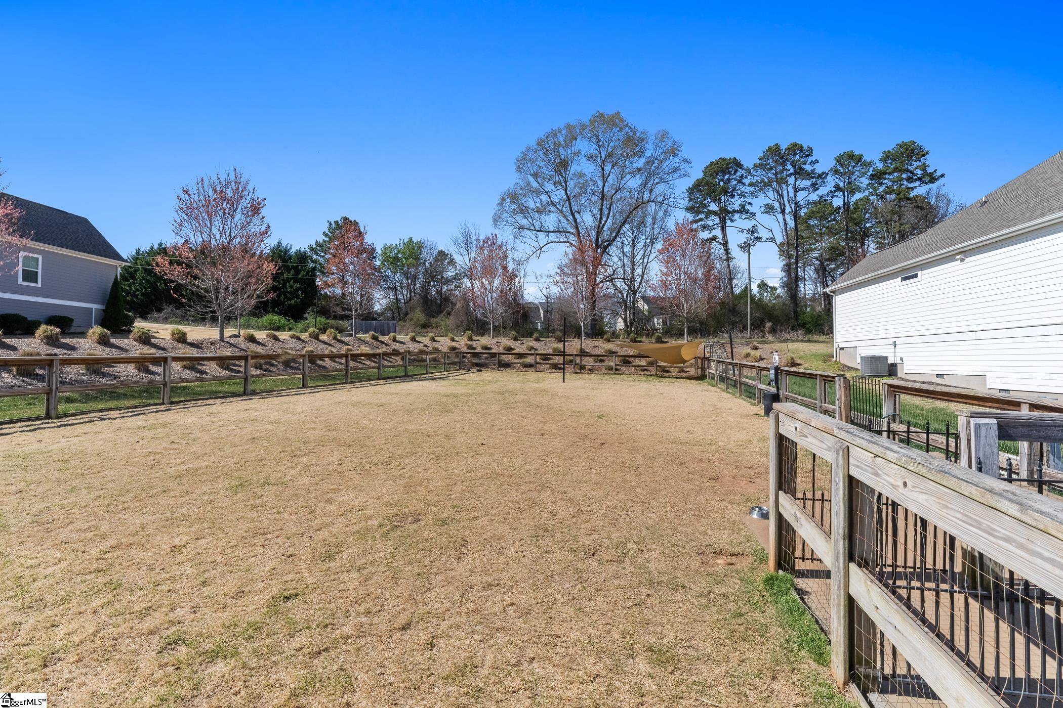 305 Novelty Drive Property Photo 27