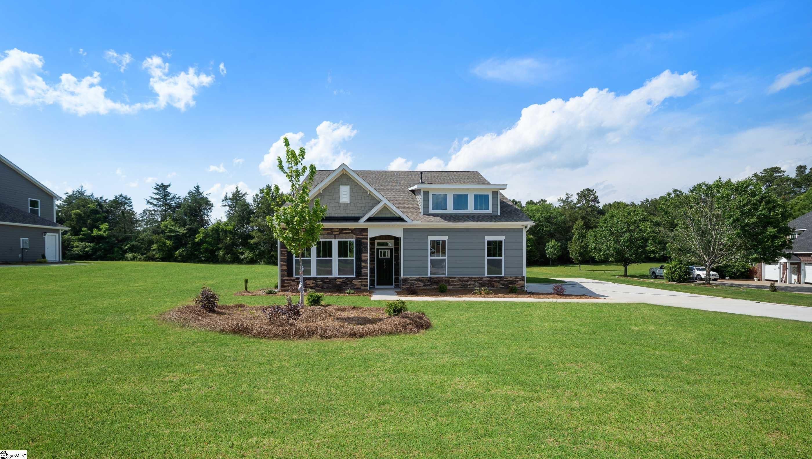 290 Oakmonte Circle Property Photo 1