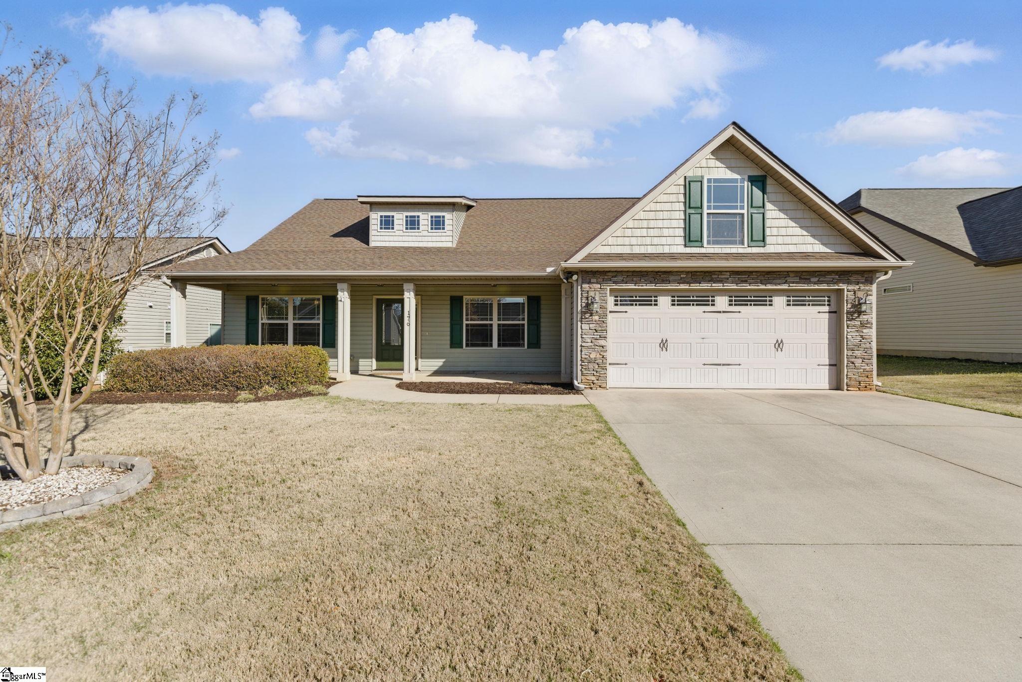 176 Castleton Circle Property Photo